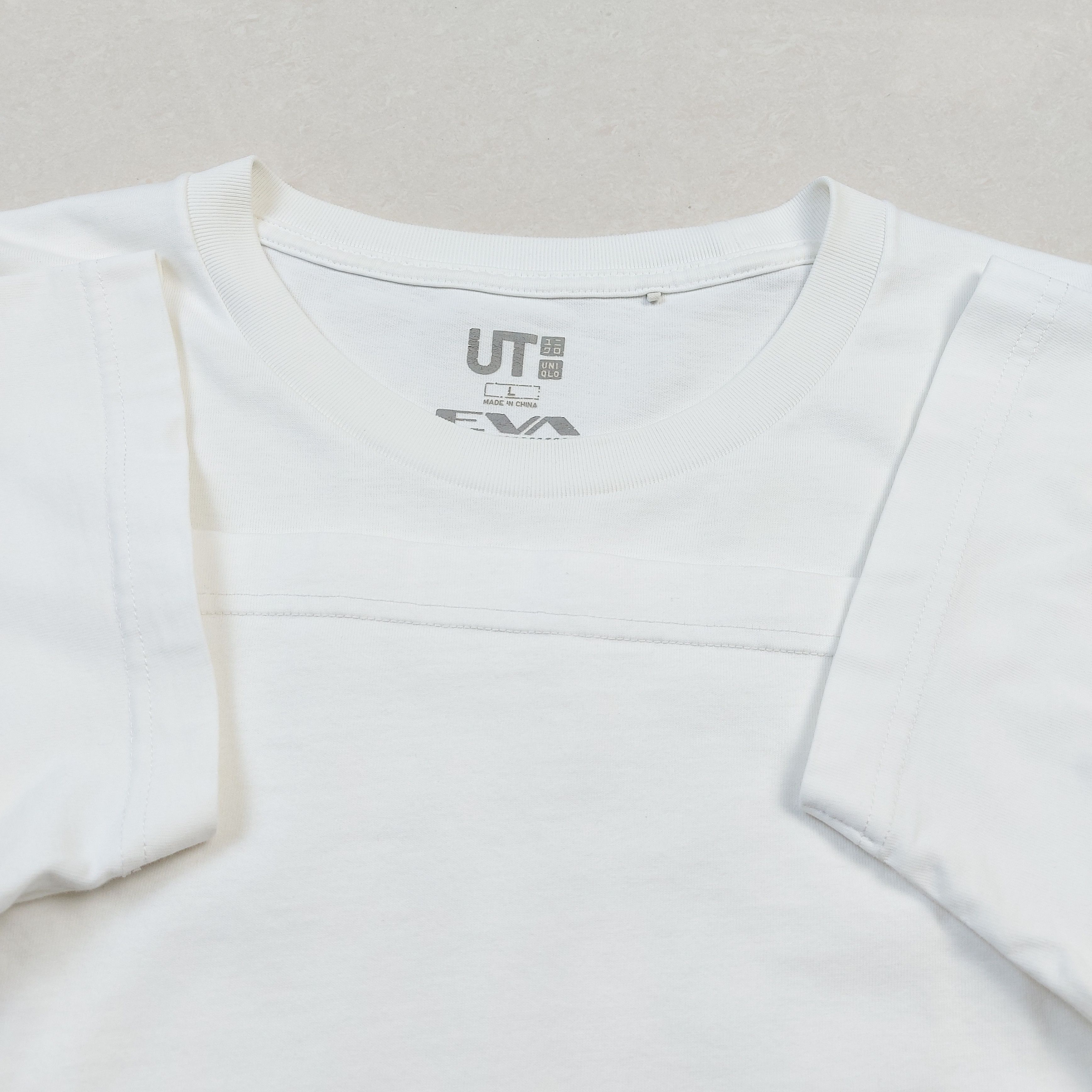 Anime Uniqlo UT Evangelion EVA Anime JP Neon Genesis TEE Size US L / EU 52-54 / 3 - 6 Thumbnail