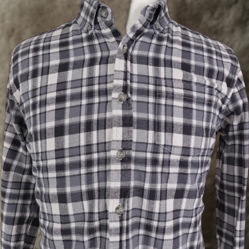 Eddie Bauer Eddie Bauer Shirt Mens L Gray Plaid Flannel Long Sleeve Button-Up Cotton Size US L / EU 52-54 / 3 - 1 Thumbnail