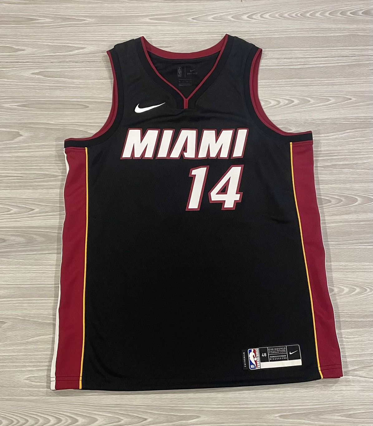 Nike Nike Miami Heat Tyler Herro #14 Jersey Men's Size Large Size US L / EU 52-54 / 3 - 1 Thumbnail
