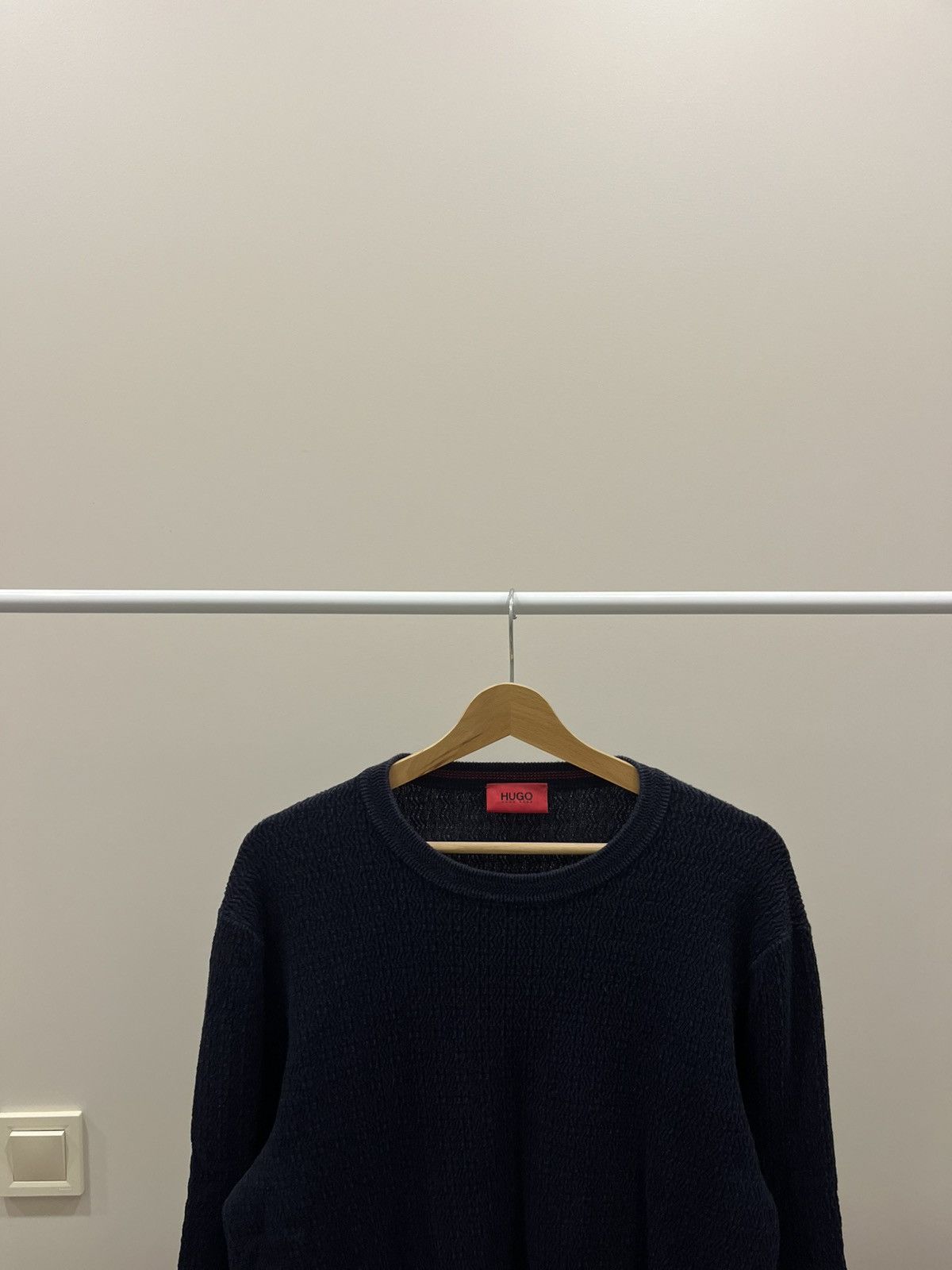 Hugo Vintage Hugo Boss Sweatshirt Sweater Y2K Black Italy Size US L / EU 52-54 / 3 - 2 Thumbnail