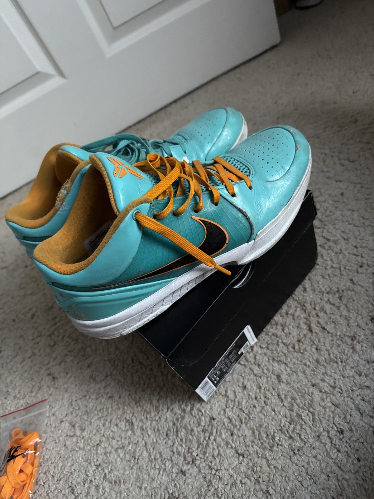 Nike × Undefeated Kobe 4 Protro x Undefeated Size US 11.5 / EU 44-45 - 4 Thumbnail