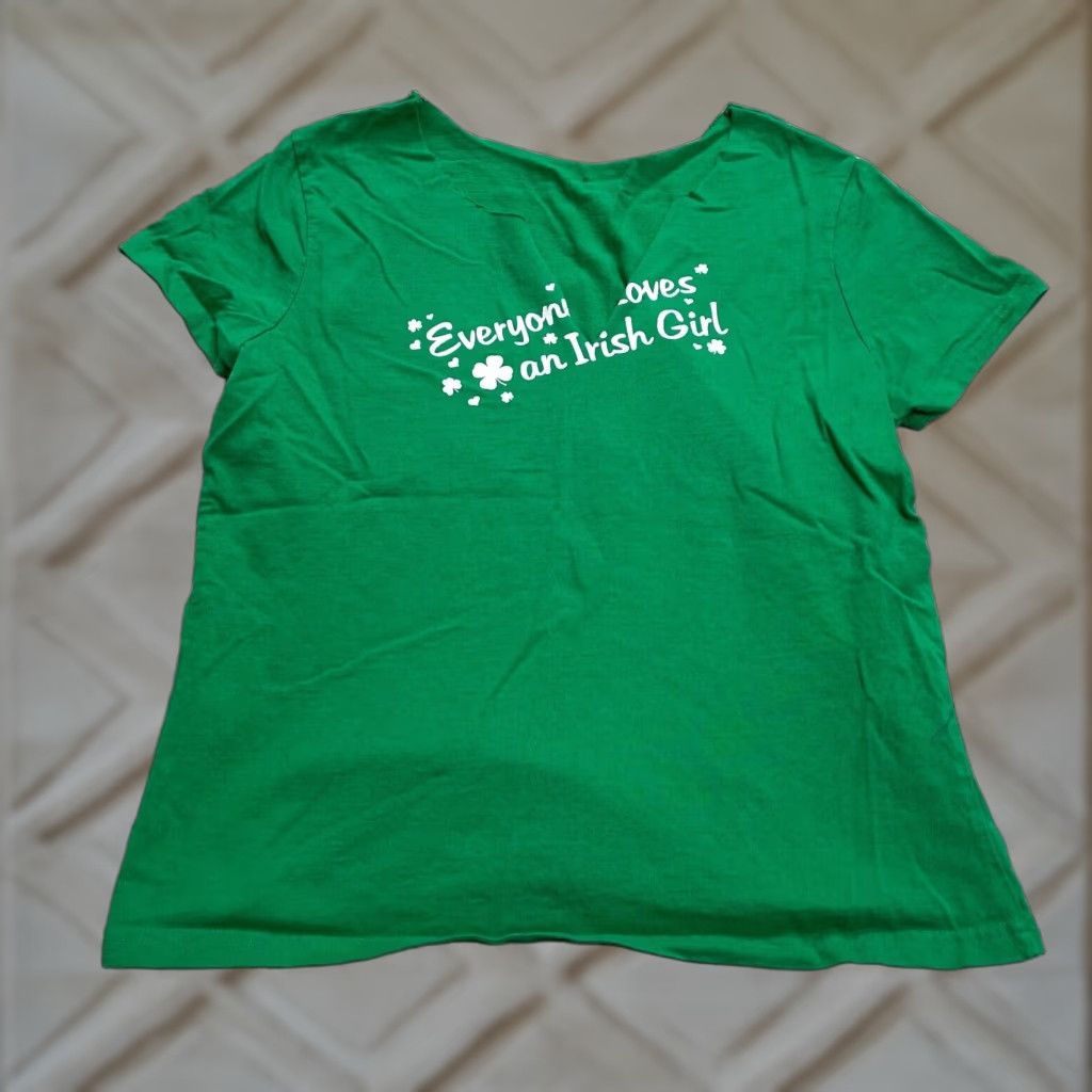 Vintage Unbranded Shirt Womens M Green Cut V Neck Everyone Loves Irish St. Patricks T-Shirt Size M / US 6-8 / IT 42-44 - 1 Thumbnail