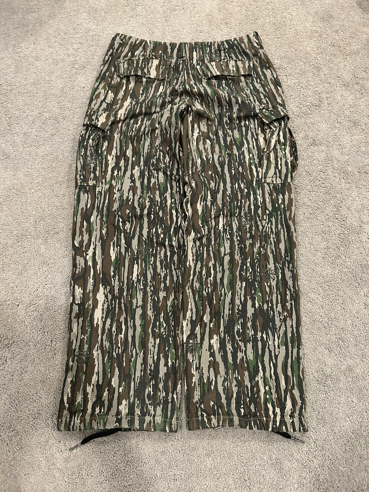 Nike × Realtree Realtree x Nike Size 34 Camo Wide Leg Baggy Skater Trackpant Size US 34 / EU 50 - 5 Thumbnail