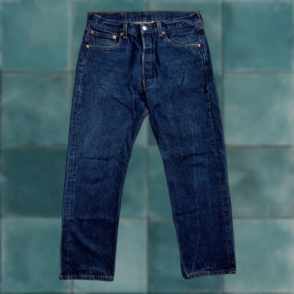 Levi's VINTAGE Levi's 501 Jeans Men 34x31 Blue Straight Leg 90s Y2K USA Mid Rise Comfort Size US 34 / EU 50 - 1 Thumbnail