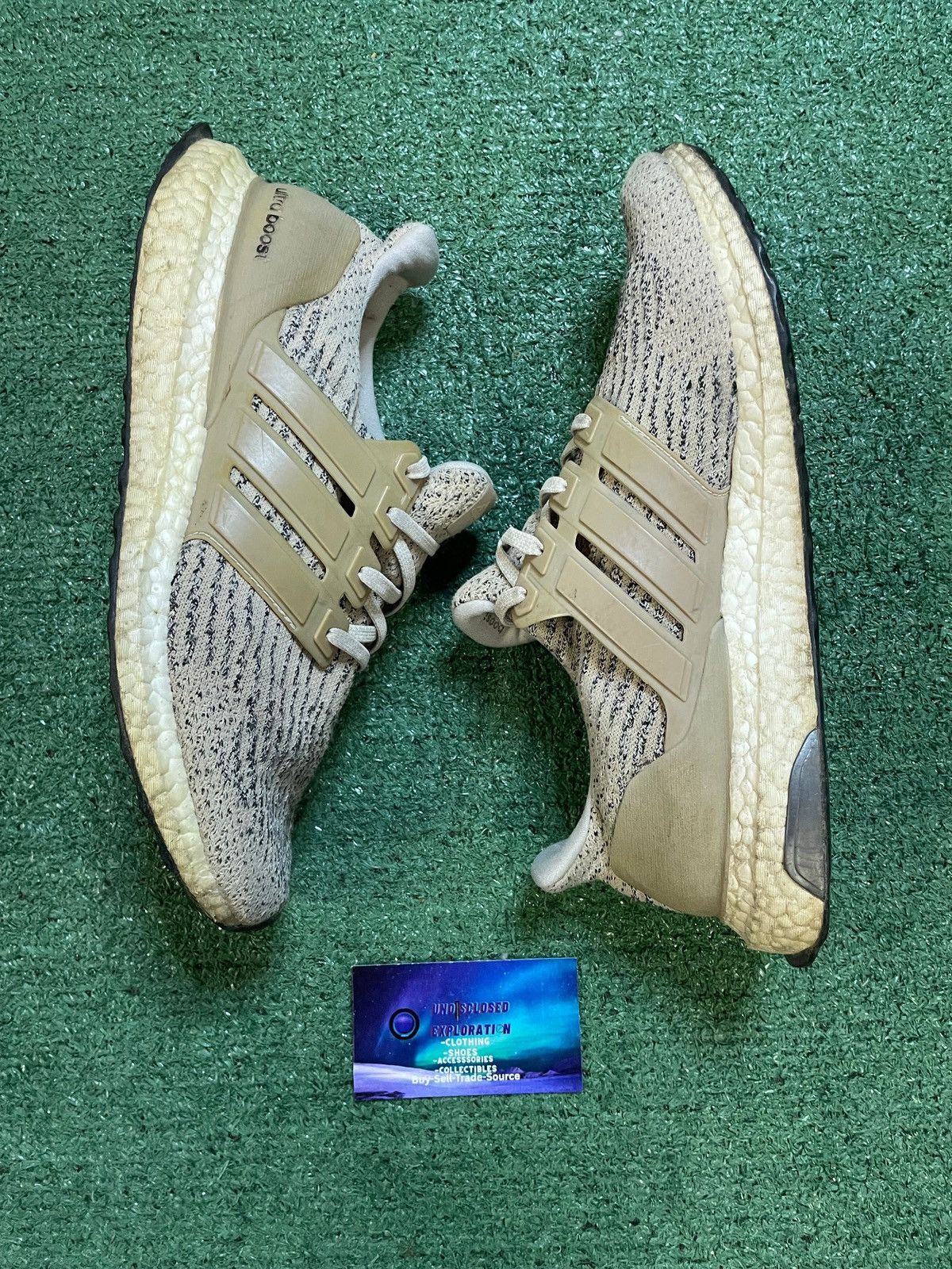 New Balance Adidas ultraboost trace khaki size 8.5men/10women Size US 8.5 / EU 41-42 - 4 Thumbnail