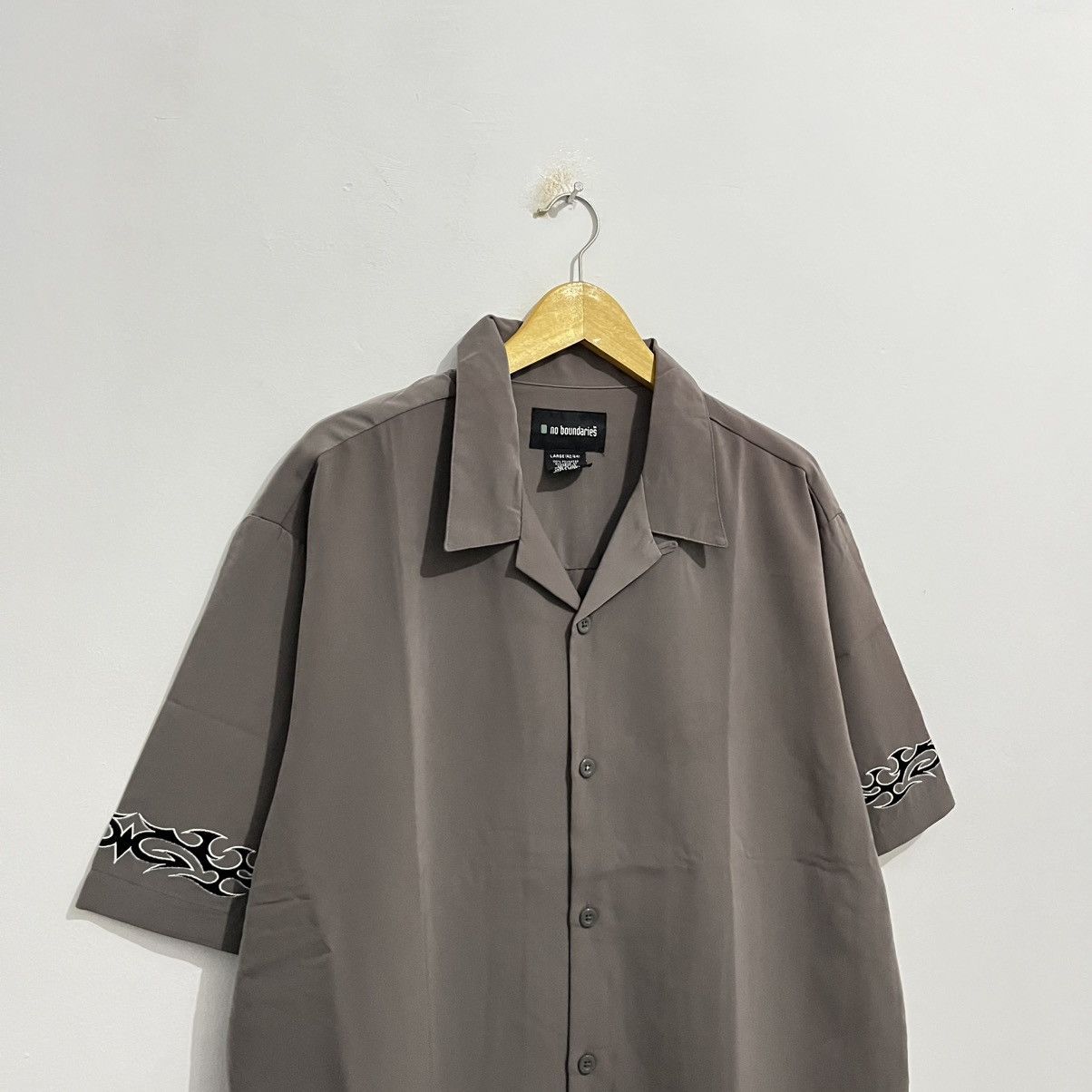 Other No Boundaries Y2K Tribal Flame Brown Shirt Size US L / EU 52-54 / 3 - 3 Thumbnail