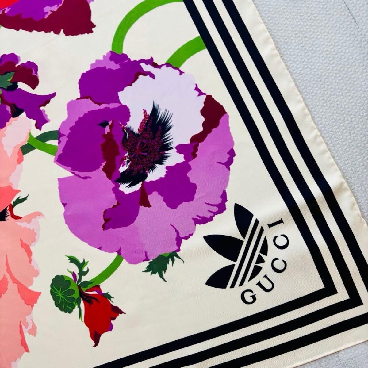 Adidas × Gucci Gucci x Adidas Maxi Flower Print Silk Scarf Size ONE SIZE - 7 Thumbnail
