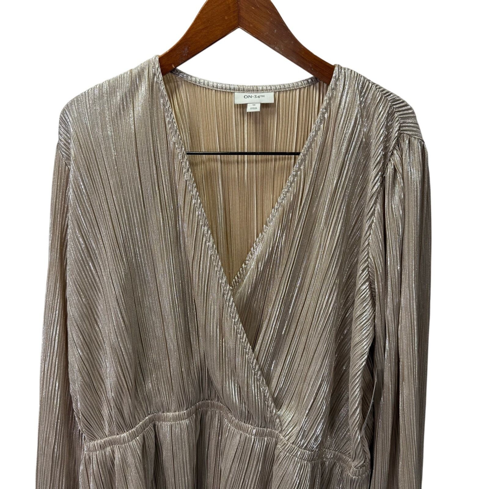 Macys Macy's On 34th Plus Blouse Top sz 1X Gold Slinky NEW #G582 Size XL / US 12-14 / IT 48-50 - 4 Thumbnail