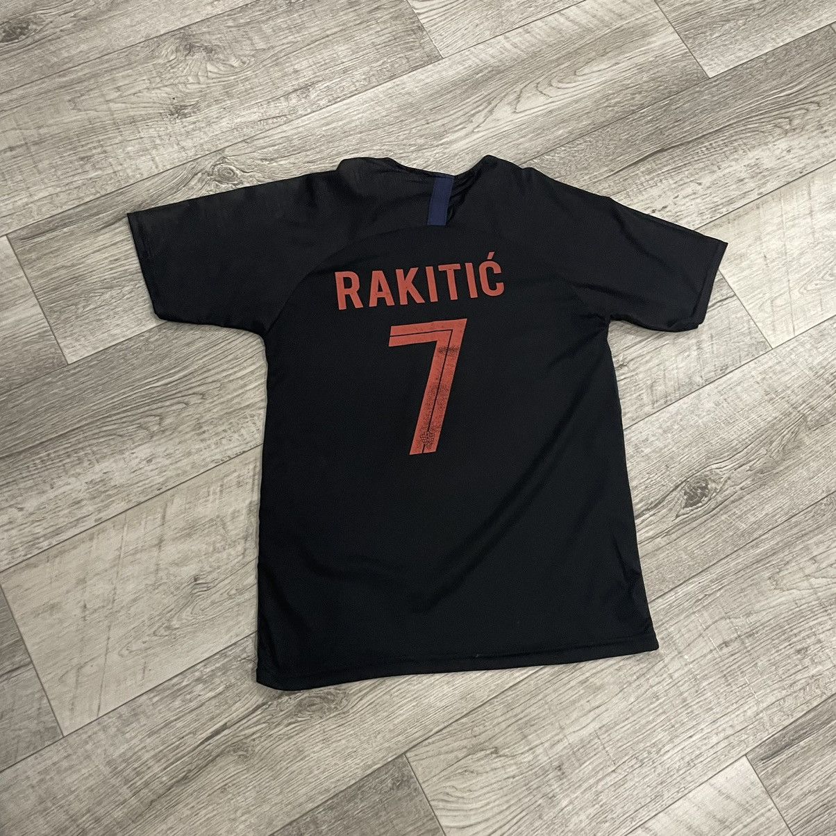 Vintage Nike Croatia HNS RAKITIC 7 tee shirt jersey match Size US S / EU 44-46 / 1 - 2 Thumbnail