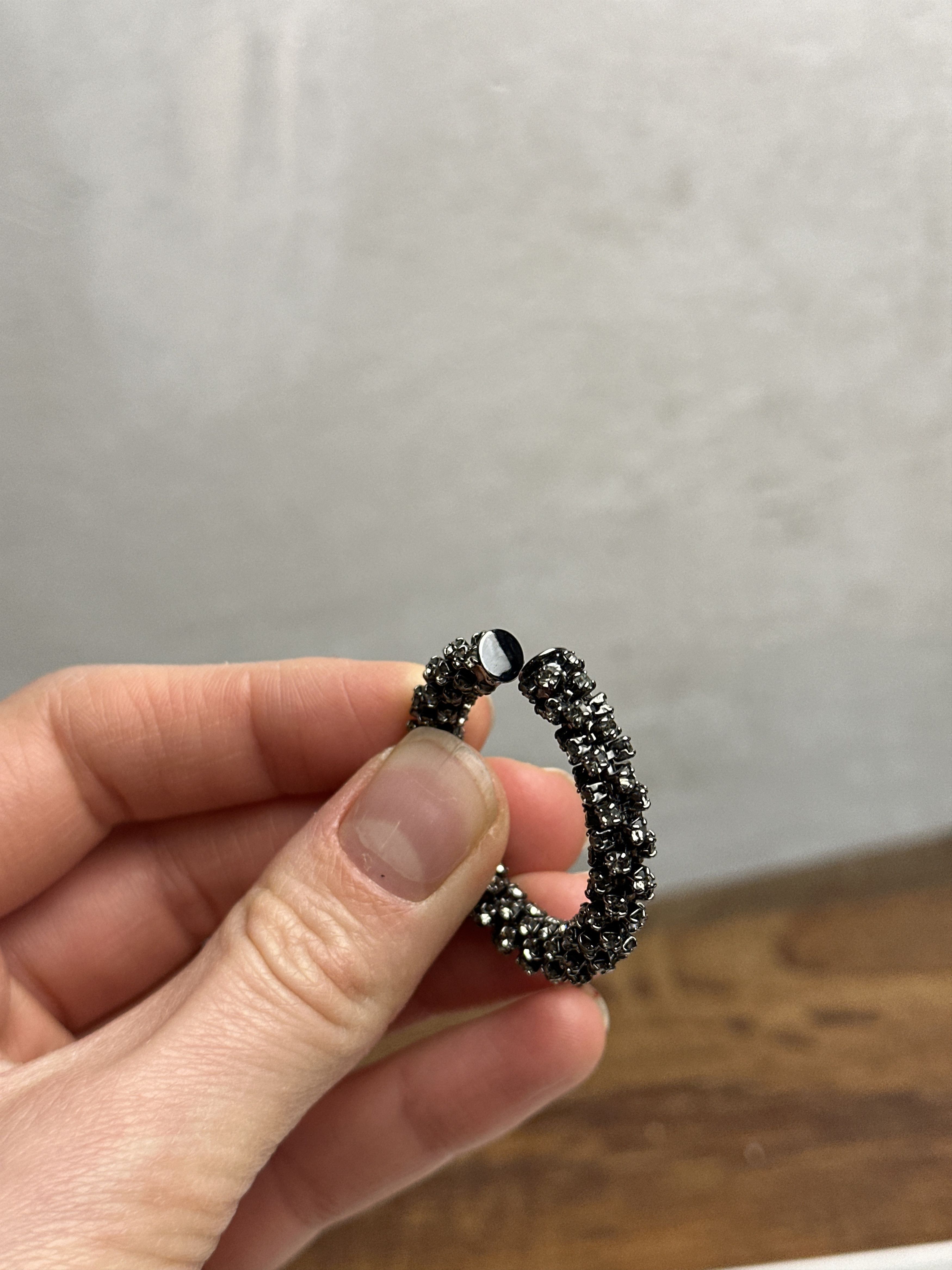 Magda Butrym Magda Butrym Walnut Crystal Cuff Earring Set In Black Metal Size ONE SIZE - 2 Thumbnail