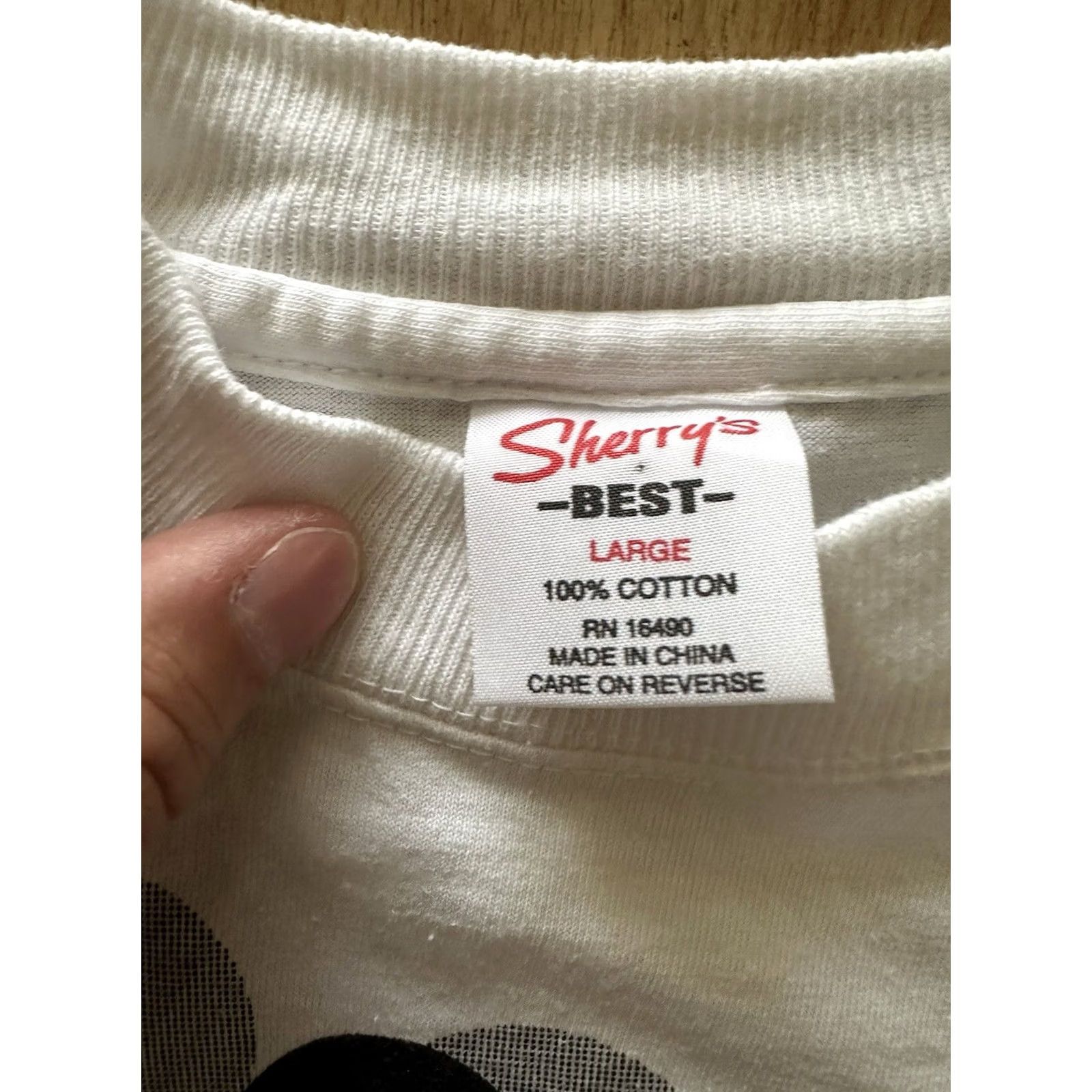 Vintage VINTAGE Sherrys Best Mickey & Minnie Mouse Shirt Mens L White California 90s Graphic Print Crew Neck Short Sleeve Cotton Disney Size US L / EU 52-54 / 3 - 4 Thumbnail