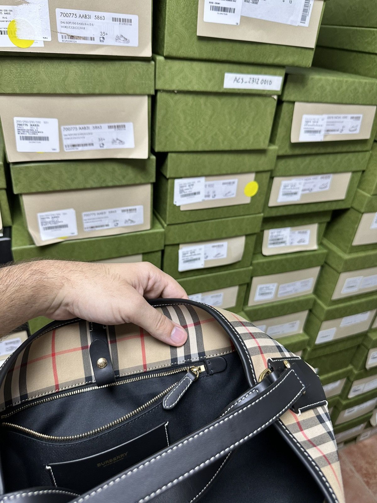 Burberry BURBERRY ASHBY CHECK CANVAS Size ONE SIZE - 14 Thumbnail