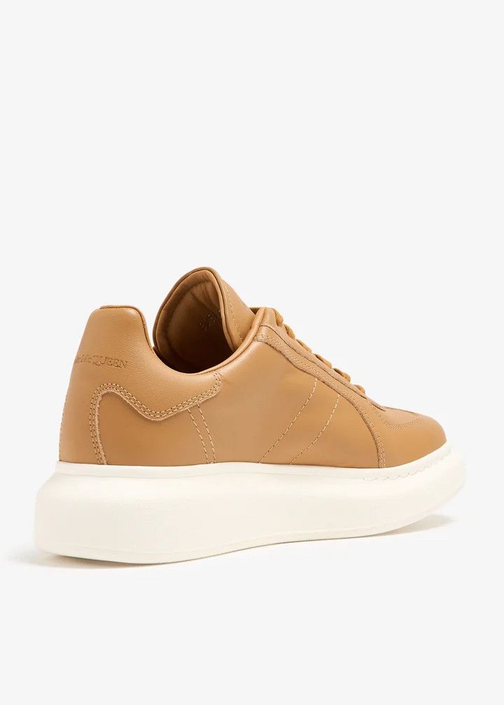 Alexander McQueen o1w1db10925 Oversized Sneaker in Brown Size US 8 / IT 38 - 2 Thumbnail