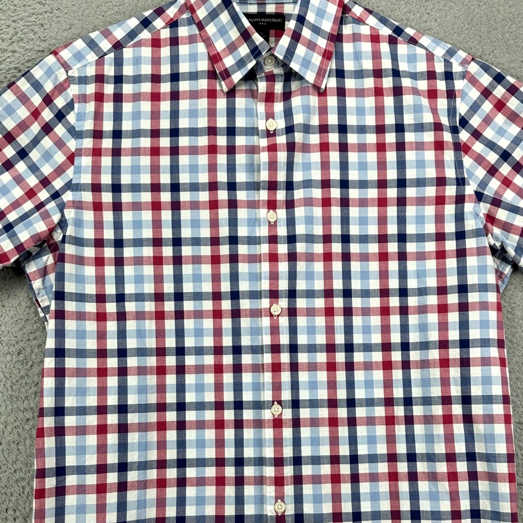 Banana Republic VINTAGE Banana Republic Button Up Shirt Mens Adult Medium Red Blue Check Short Sleeve (Note: vintage tag present?) Size US M / EU 48-50 / 2 - 2 Thumbnail