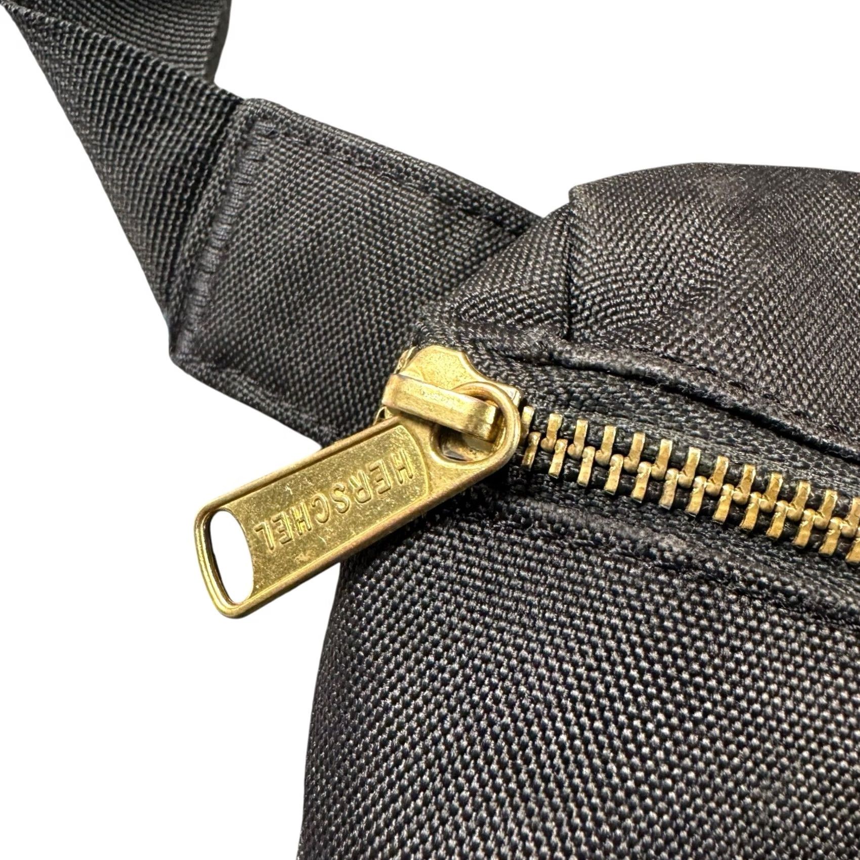 Vintage VINTAGE Herschel Fanny Pack Canvas Supply Co. Black Waist Hip Pack Zip Pocket Size ONE SIZE - 3 Thumbnail