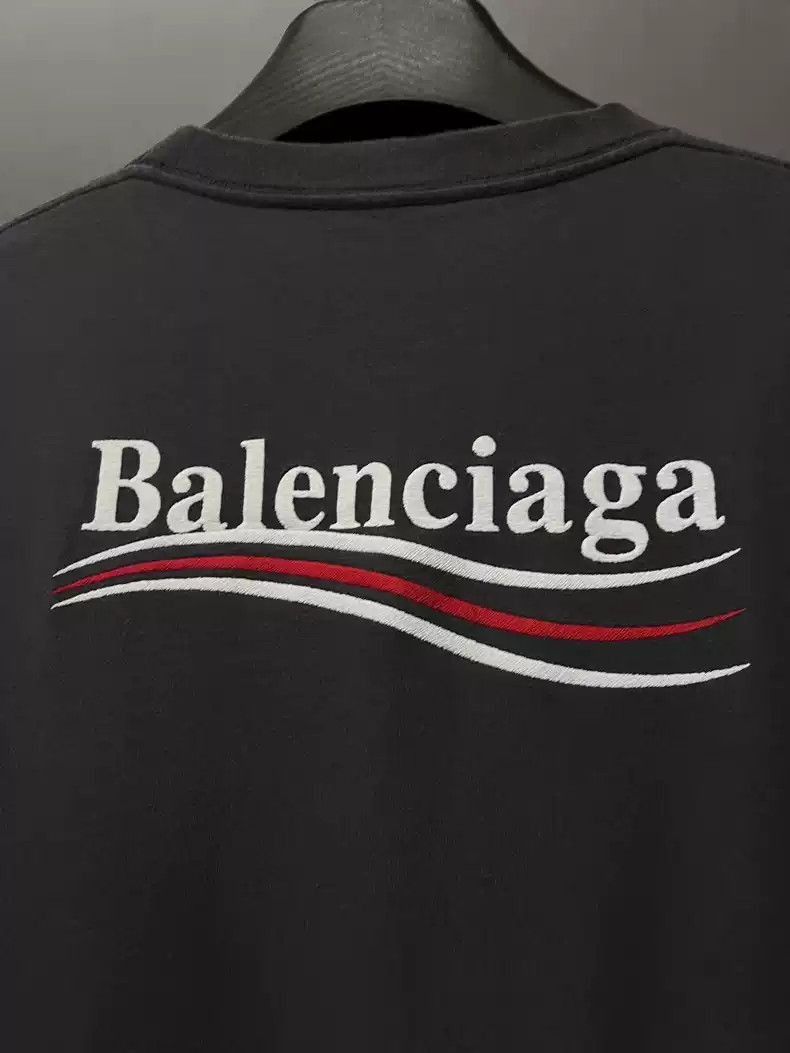 Other Balenciaga Balenciaga's new washed and distressed embroide Size US M / EU 48-50 / 2 - 4 Thumbnail