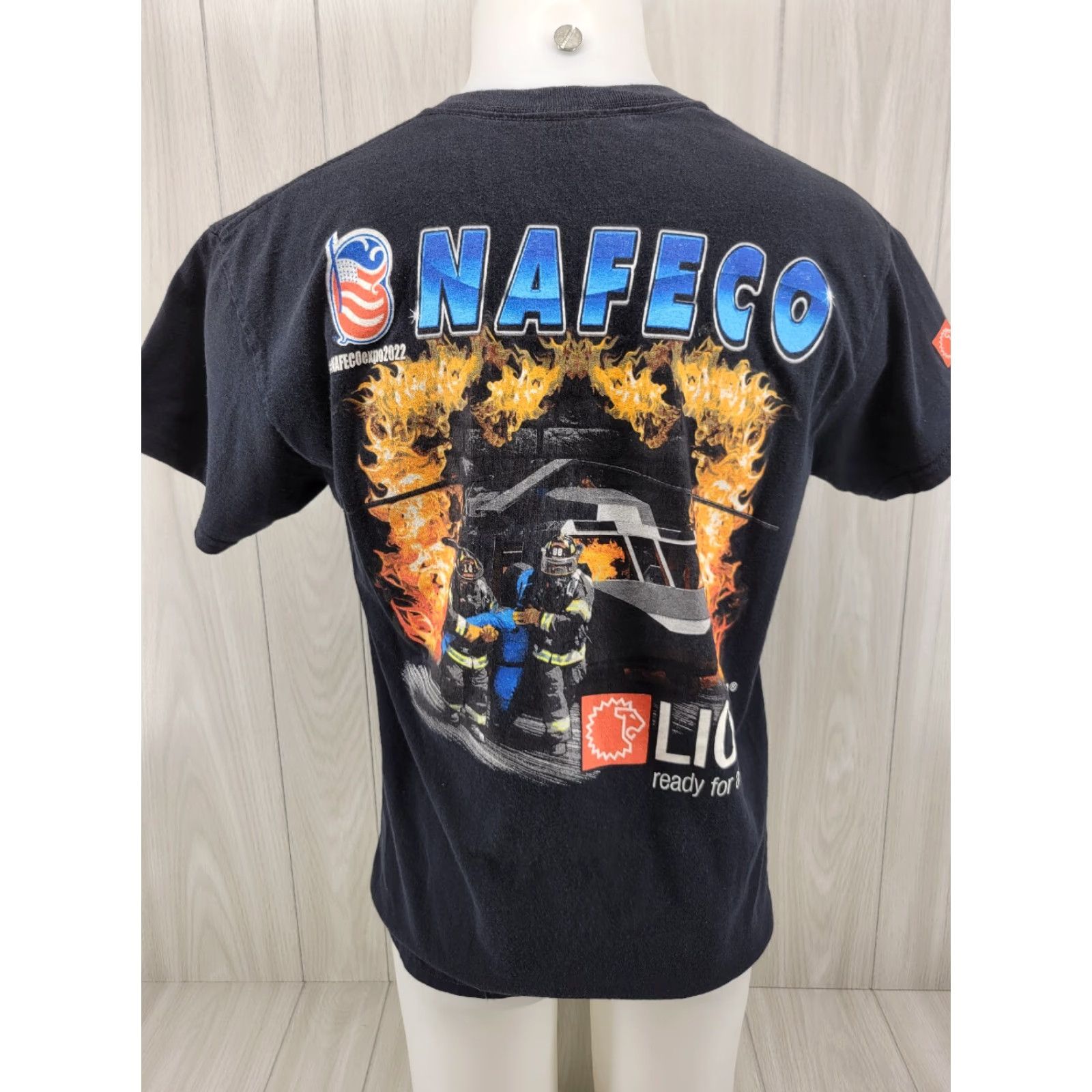 Gildan NAFeco FIREFIGHTERS EMT EQUIPMENT LION Ready For Action Black Large t shirt Size US L / EU 52-54 / 3 - 2 Thumbnail