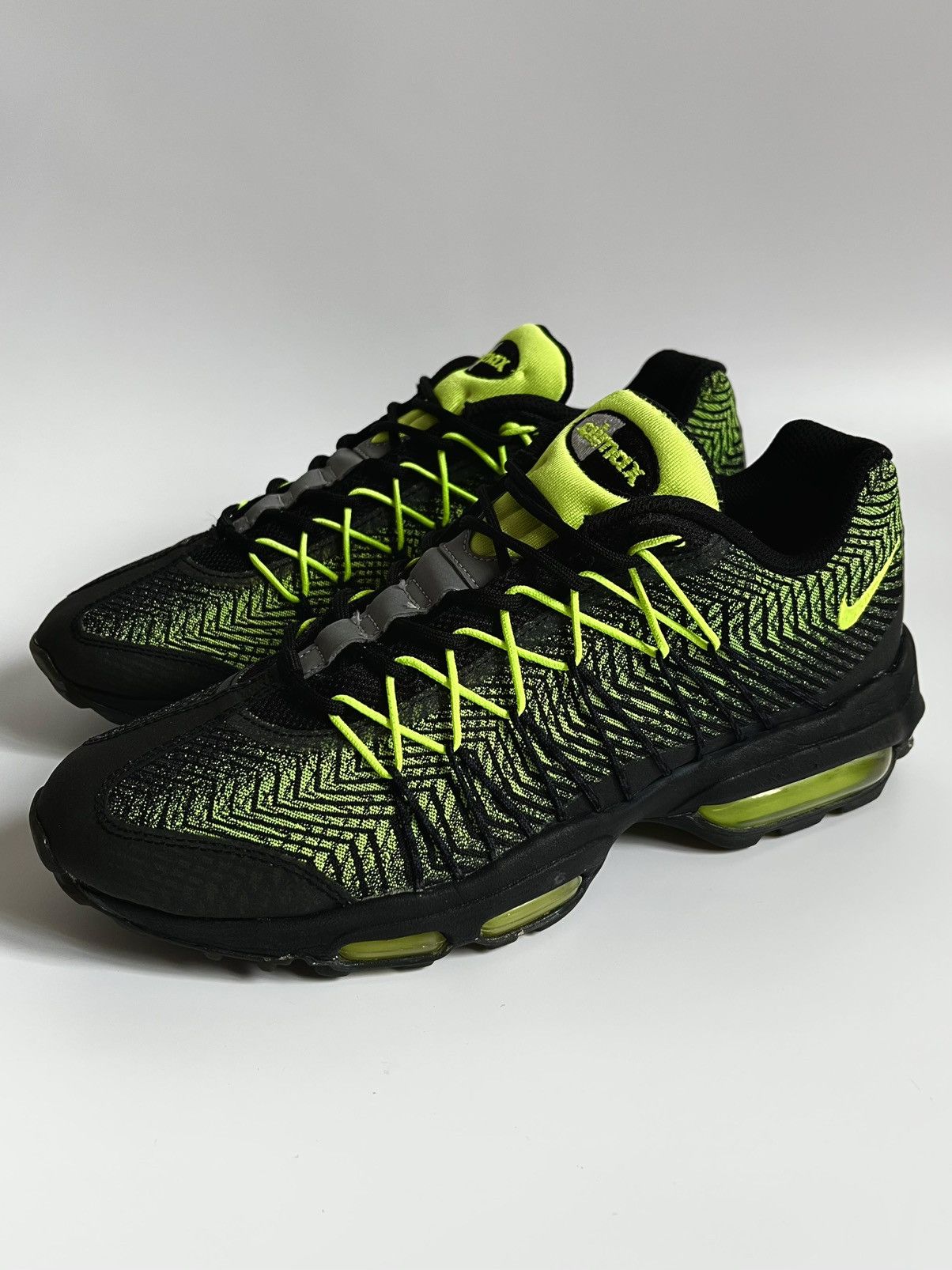 Nike Nike Air Max 95 Jacquard “Black Volt” Size US 8.5 / EU 41-42 - 2 Thumbnail