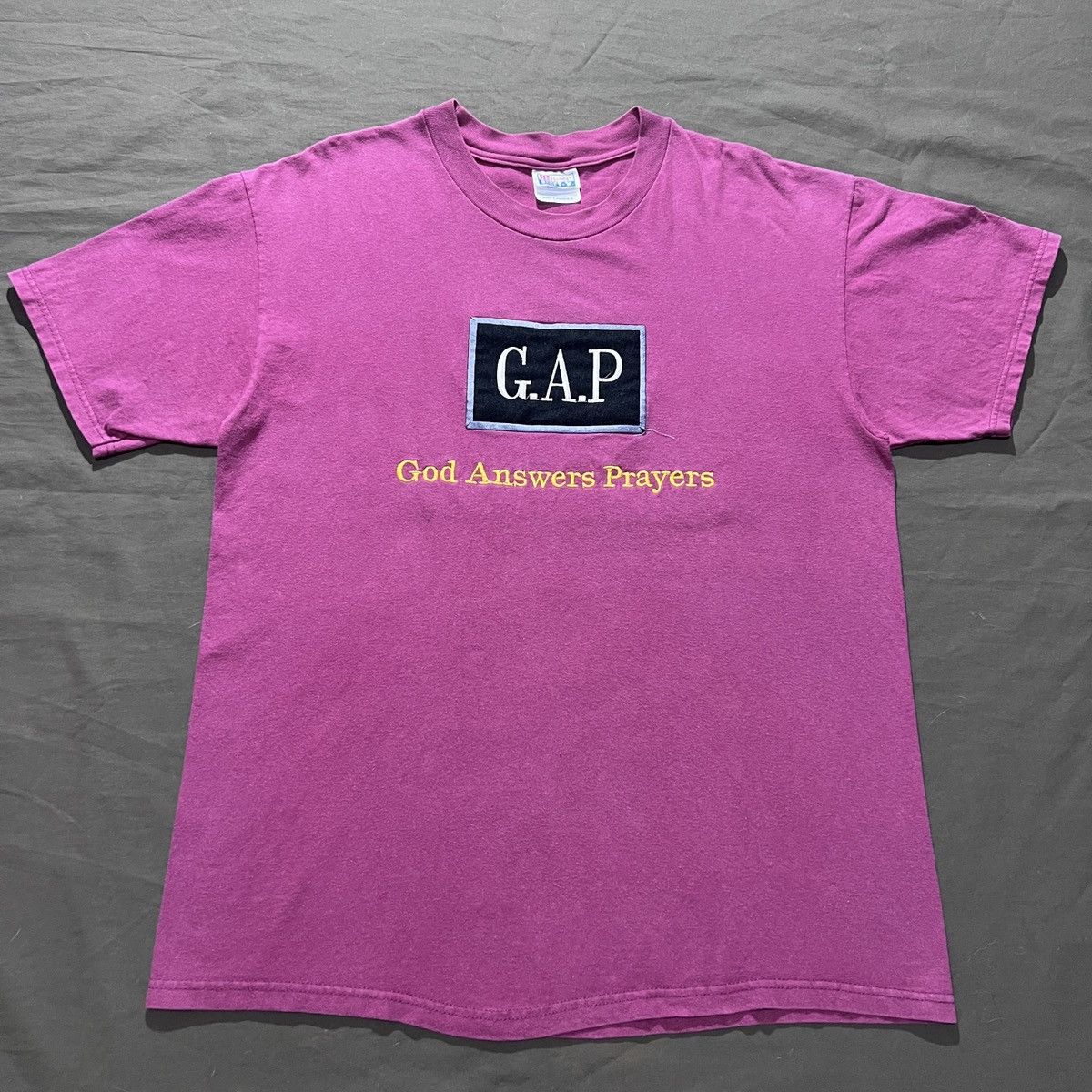 Vintage Y2K GAP God Answers Prayers Jesus Bible Holy ParodyTee Faded Size US L / EU 52-54 / 3 - 2 Thumbnail