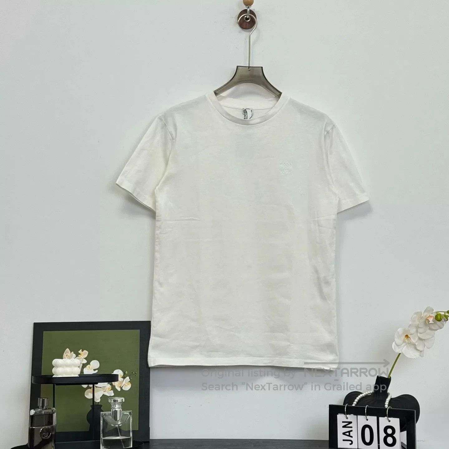 Loewe Loewe White Embroidered Logo Short Sleeve Tee. Size XS / US 0-2 / IT 36-38 - 1 Thumbnail