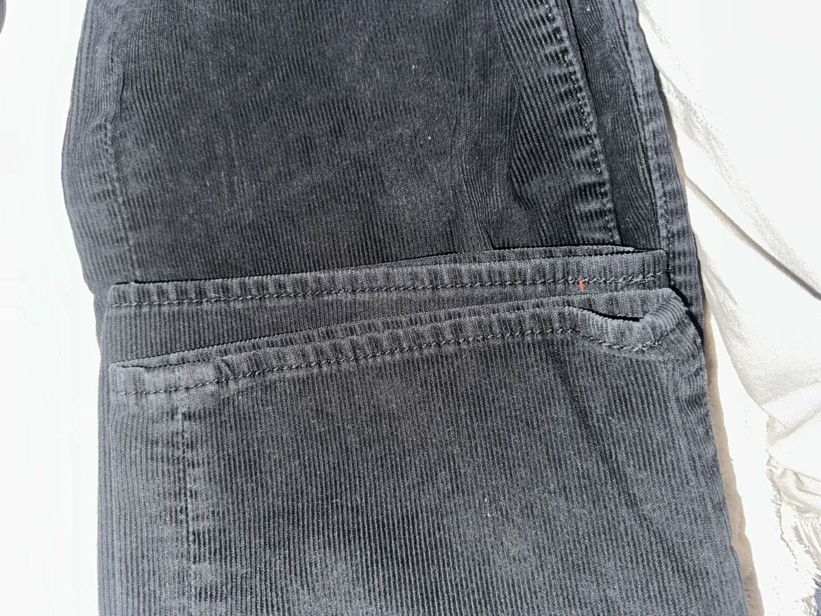 Levi's 34/30 Levi’s Y2K Cowboy Corduroy Velvet Pants Size US 34 / EU 50 - 16 Thumbnail
