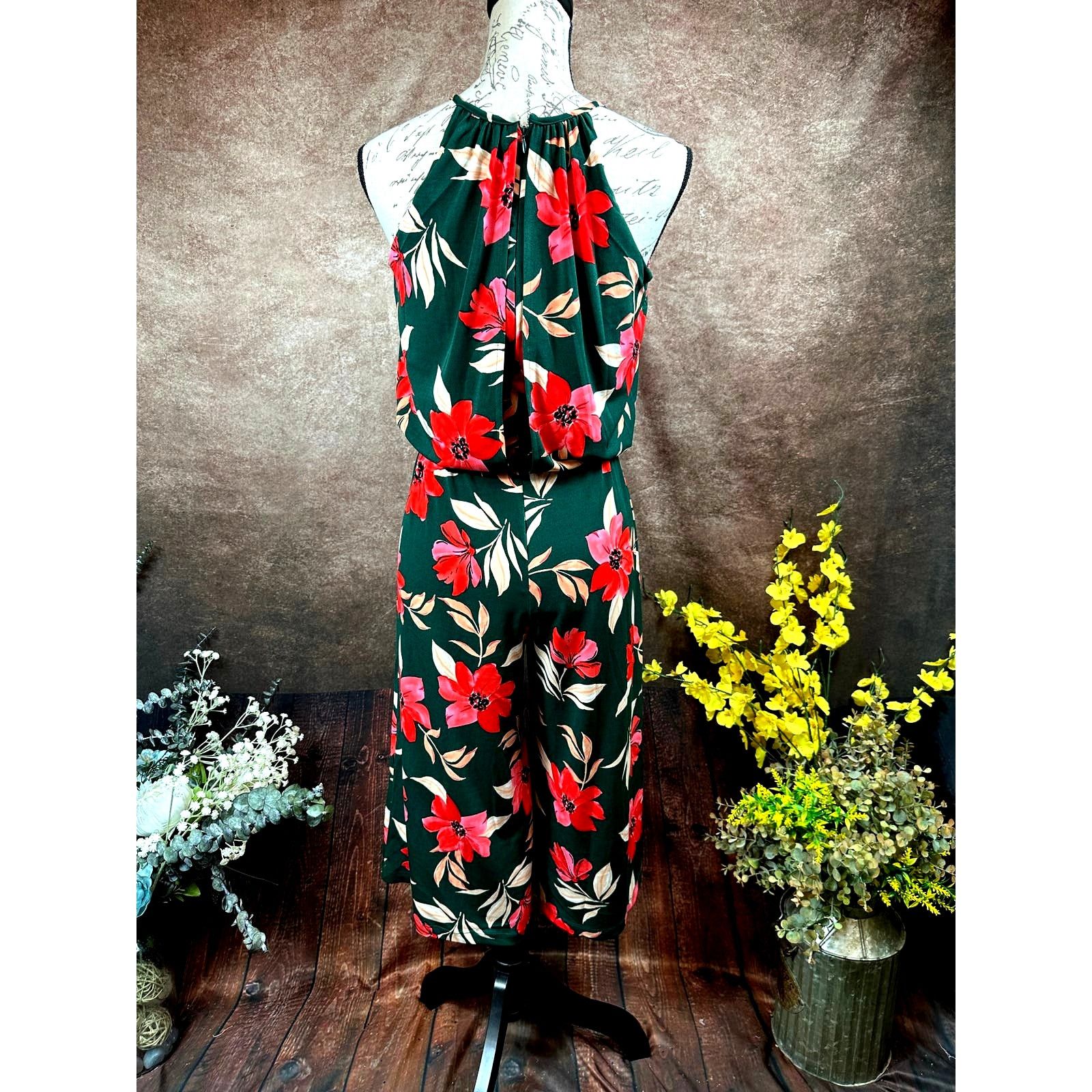 MAGGY LONDON Maggy London Floral Halter Neck Crop Jumpsuit Btrgrncrl 4 Size 27" / US 4 / IT 40 - 10 Thumbnail