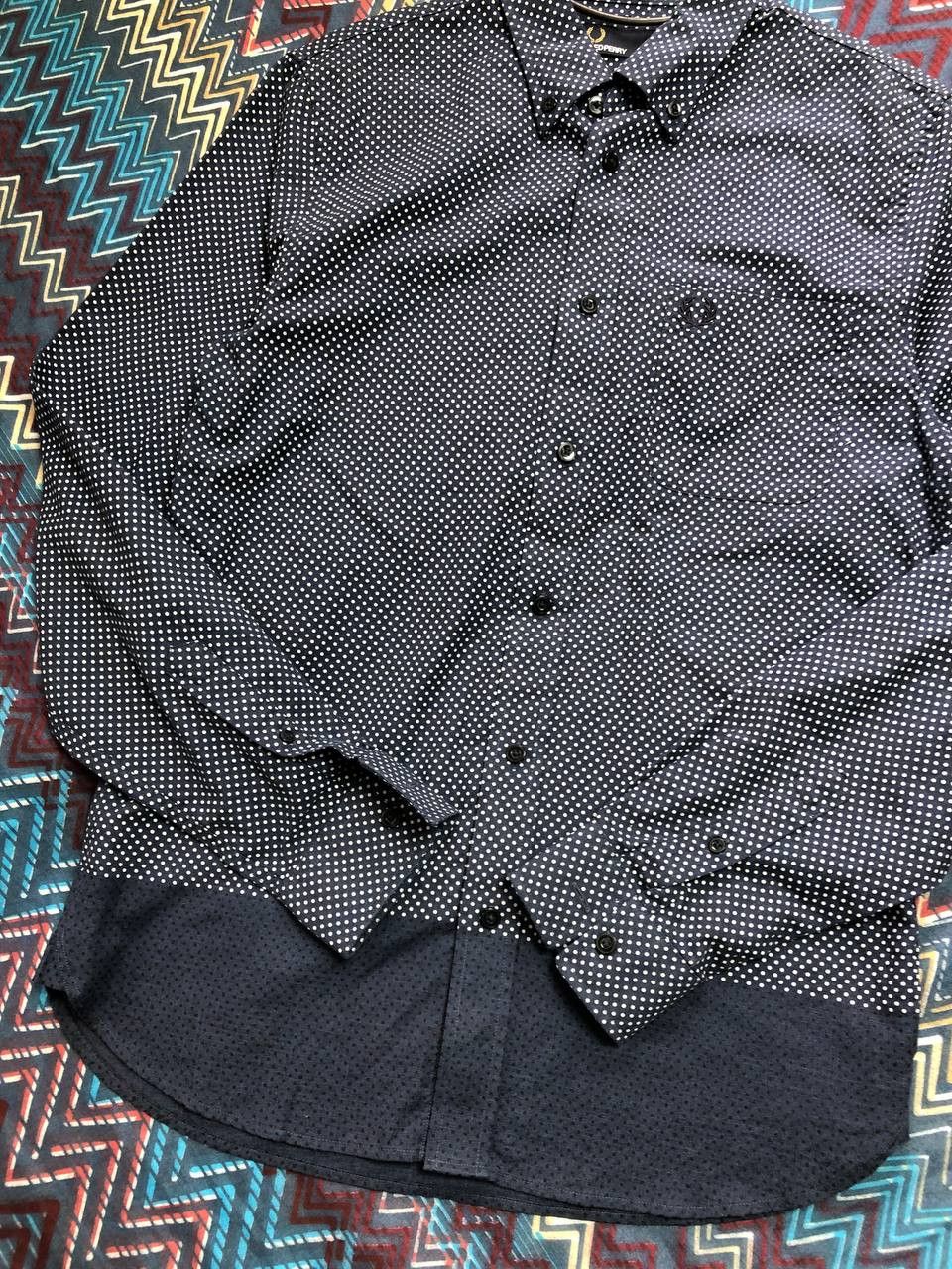 Fred Perry Vintage Y2K Fred Perry shirt black print streetwear Size US S / EU 44-46 / 1 - 7 Thumbnail