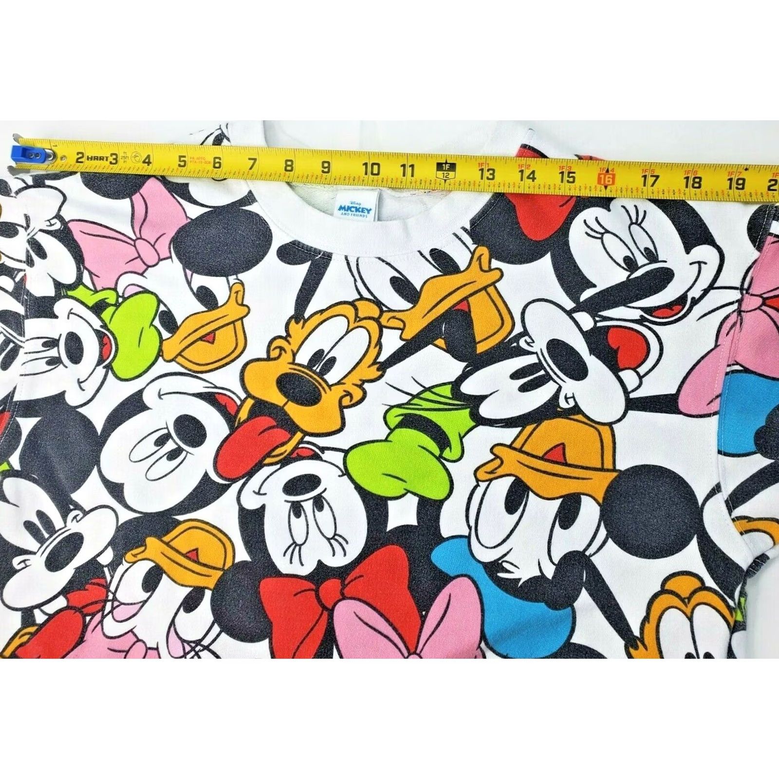Disney VINTAGE Disney Mickey & Friends All Over Print Pullover Sweater Women S White Red Size S / US 4 / IT 40 - 5 Thumbnail
