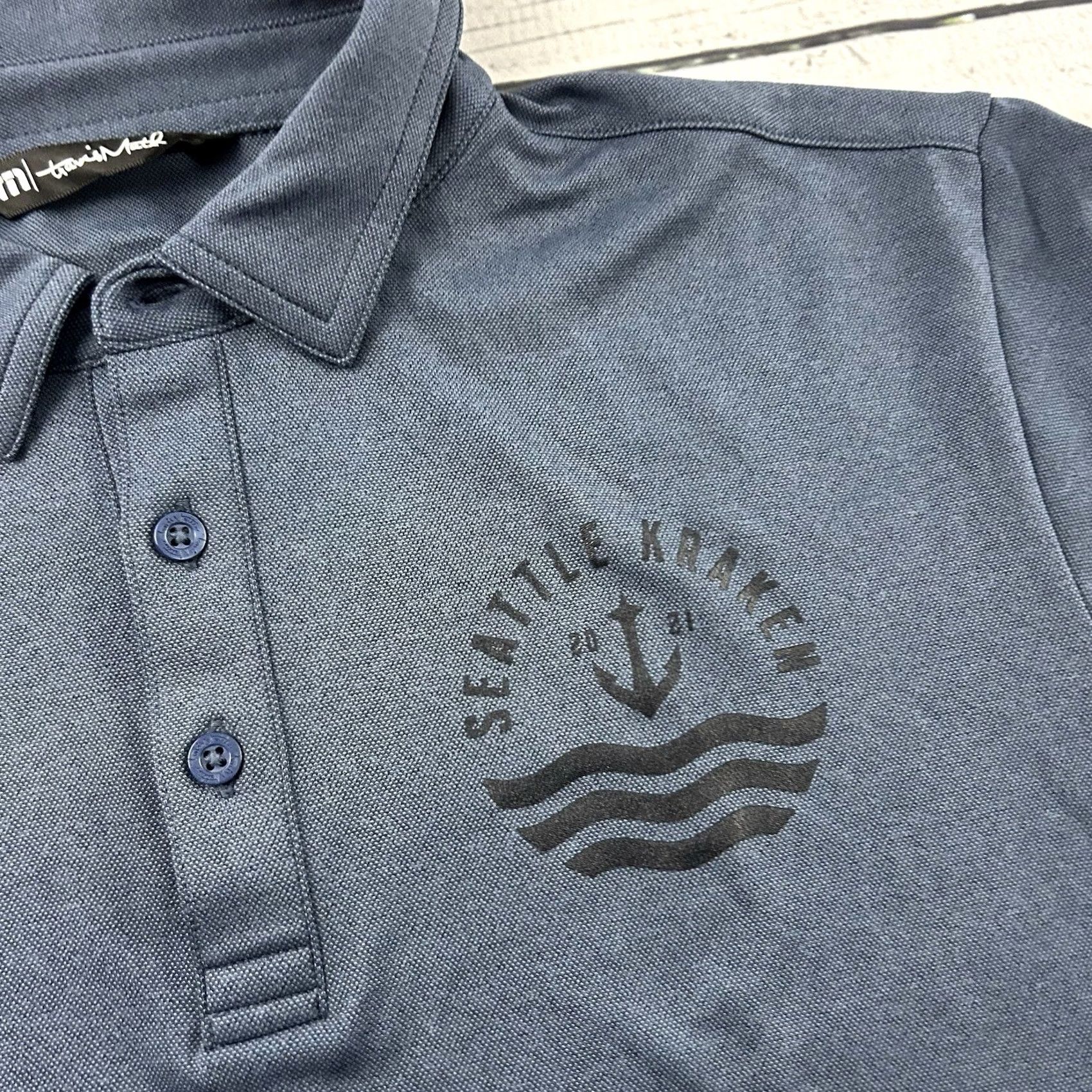 TravisMathew Travis Mathew Seattle Kraken Short Sleeve Golf Polo Shirt Men's M Blue Size US M / EU 48-50 / 2 - 3 Thumbnail