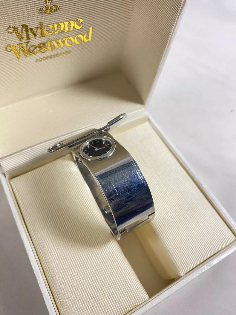 Vivienne Westwood Vivienne Westwood Watch with Minor Scratches Size ONE SIZE - 9 Thumbnail