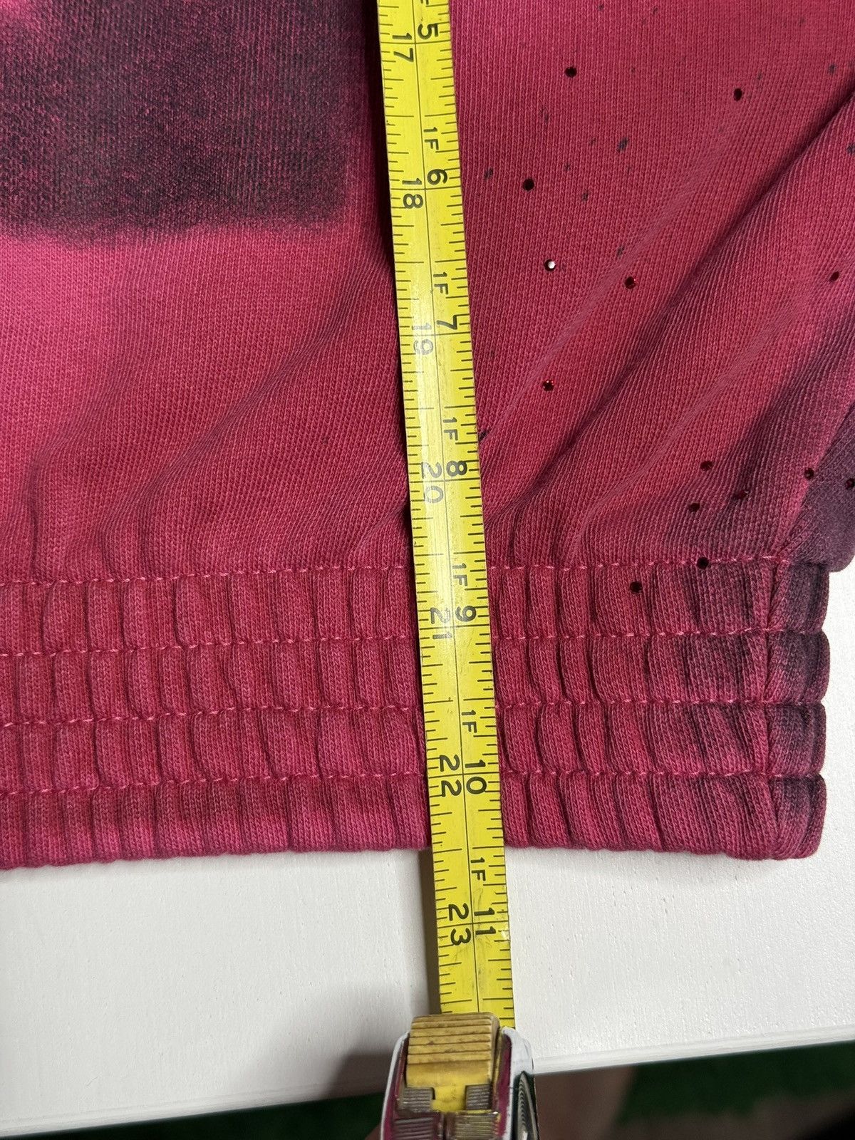 Off-White *RARE* Off-White Spray Hoodie “Fuchsia” [S] PREOWNED Size US S / EU 44-46 / 1 - 10 Thumbnail