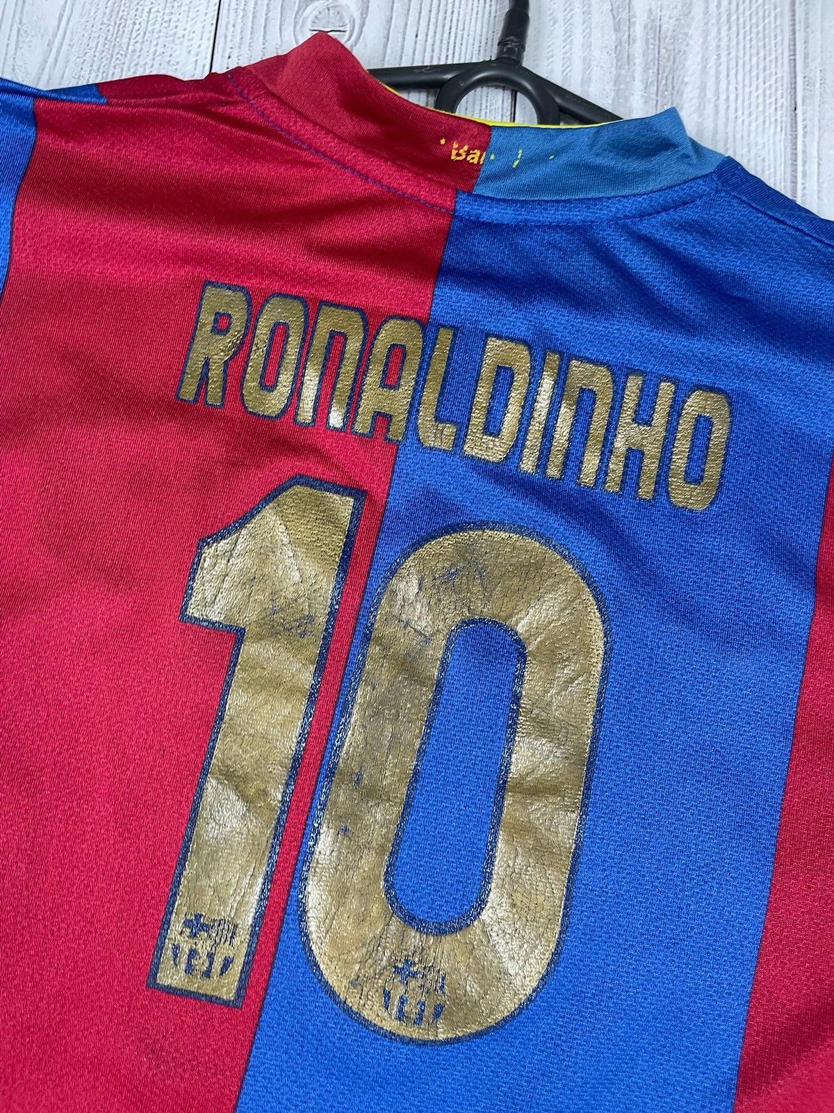 Vintage Vintage Ronaldinho tee size M 10 rare Size US M / EU 48-50 / 2 - 6 Thumbnail