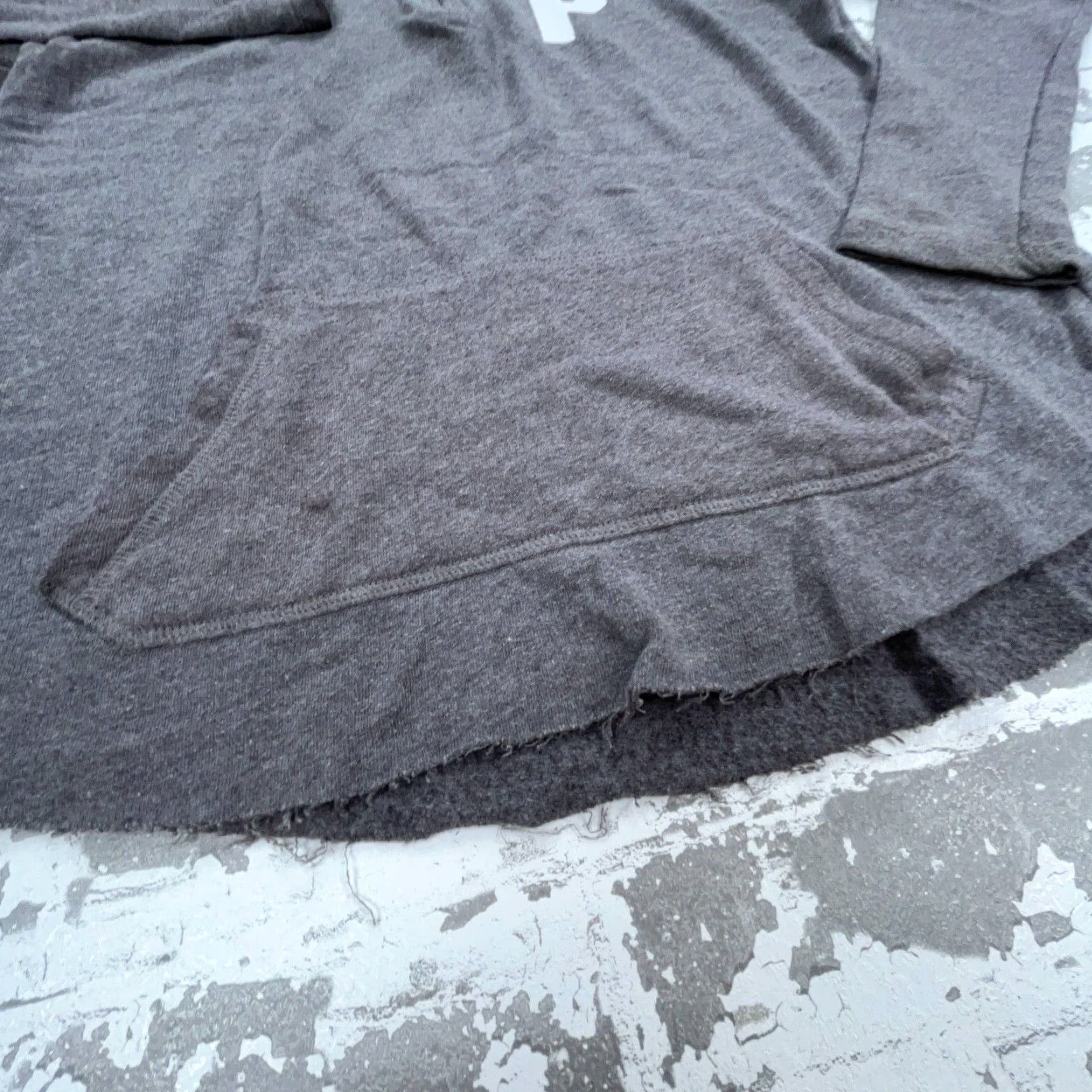 Victoria's Secret Victoria's Secret Sweatshirt Women Small Gray White Pullover Zip Hooded All Seasons Pockets Logo Size S / US 4 / IT 40 - 5 Thumbnail