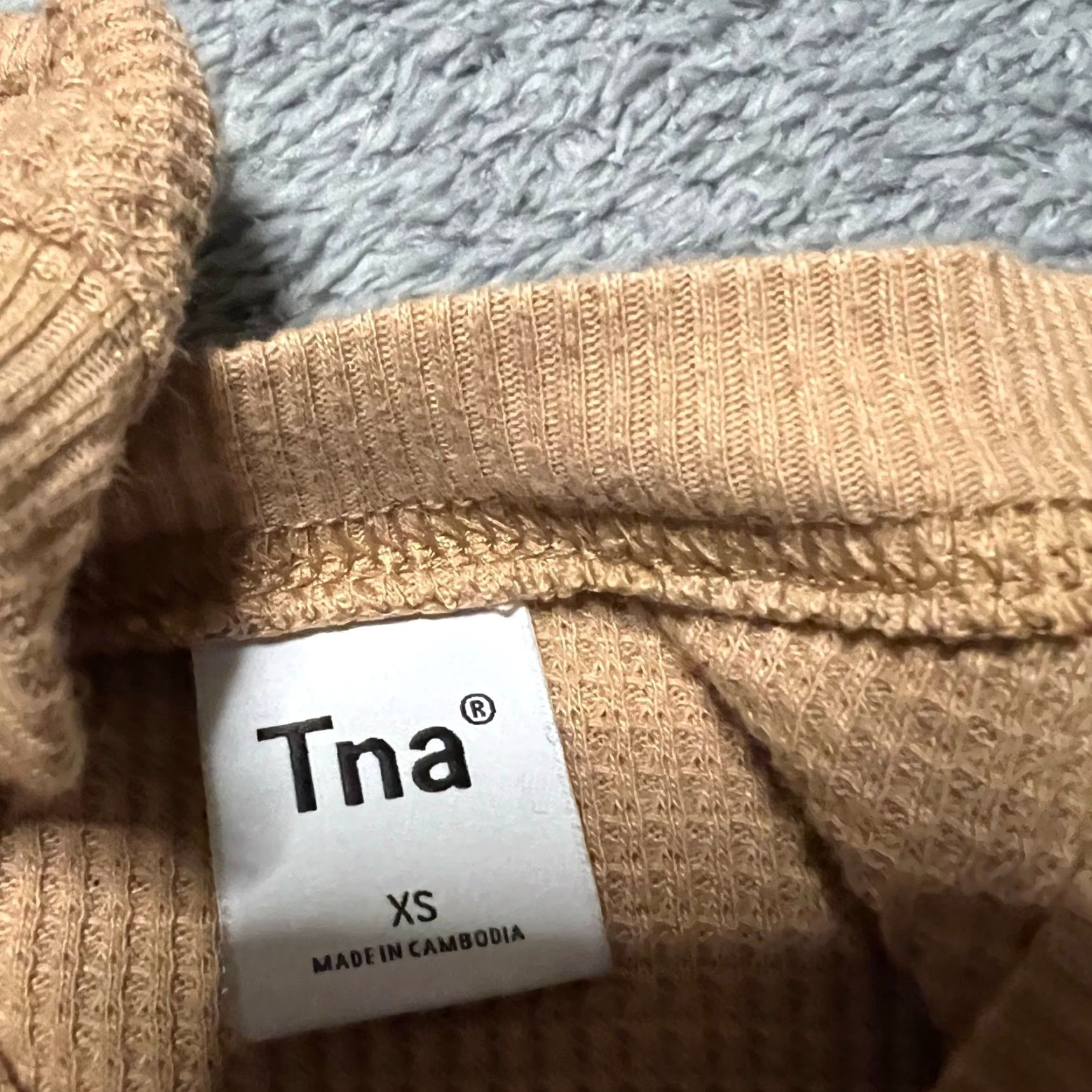 TNA TNA Waffle Knit Top Shirt Womens XS Oversized Cropped Basic Streetwear Brown XS Women Blouse Size XS / US 0-2 / IT 36-38 - 6 Thumbnail