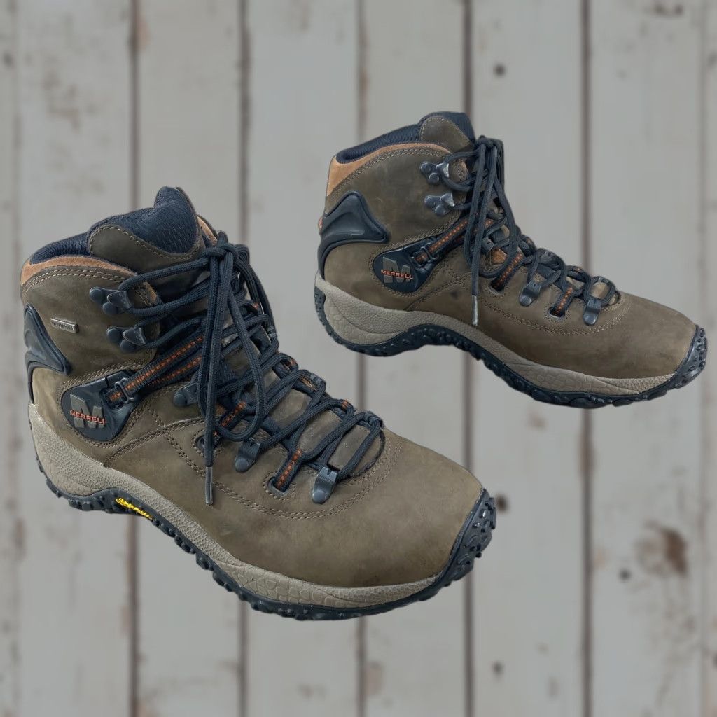 Merrell MERRELL CHAMELEON Brown Leather Waterproof Hiking Boots 9 Men Merrell Chameleon Hiking Boot Brown Leather Waterproof Men 9 Size US 9 / EU 42 - 1 Thumbnail