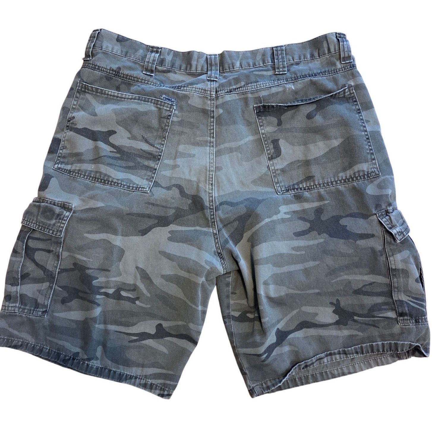 Wrangler Wrangler Grey Army Fatigue Shorts-Size 38 - Great Condition! Size US 38 / EU 54 - 2 Thumbnail