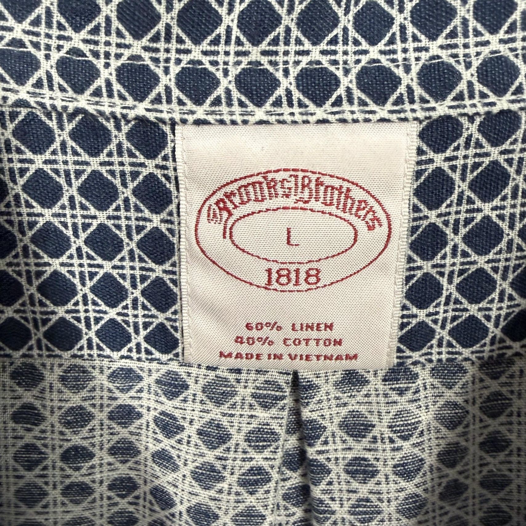 Brooks Brothers Brooks Brothers 1818 Button-Up Shirt Geometric Blue Mens Large Short Sleeve Casual Preppy Lightweight Linen Cotton 60/40 Chest 48 in Size US L / EU 52-54 / 3 - 4 Thumbnail