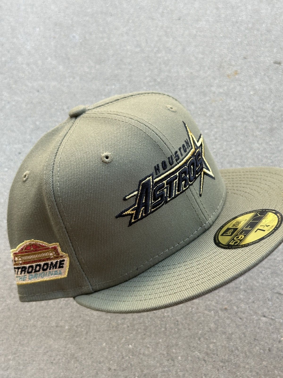 MLB × MyFitteds × New Era Houston Astros Light Beau Geste Script Fitted Hat 7 1/4 Size ONE SIZE - 1 Thumbnail
