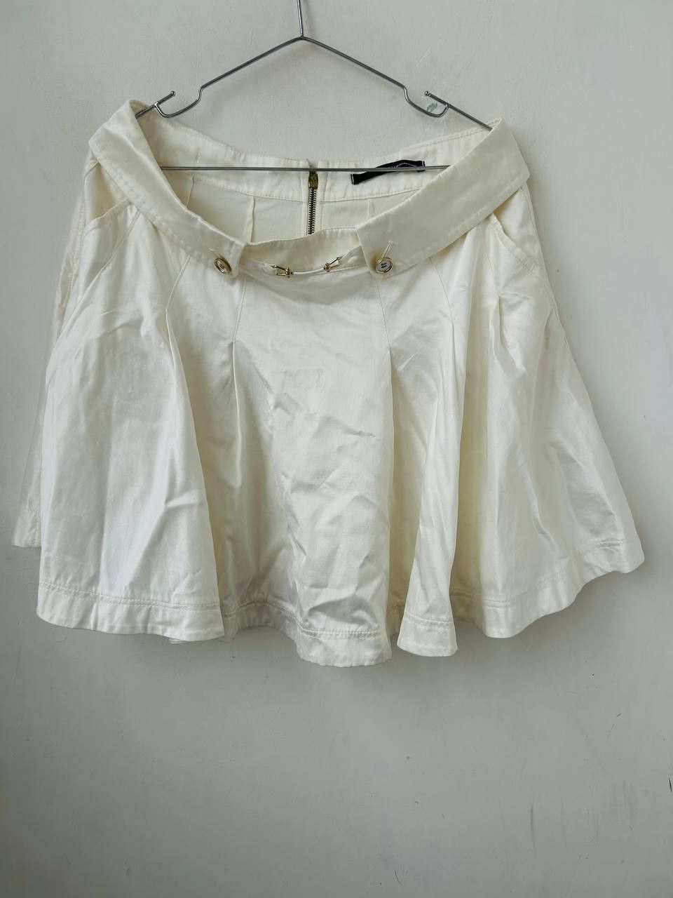 Luxire atos lombardini skirt #173 Size 30" / US 8 / IT 44 - 1 Thumbnail