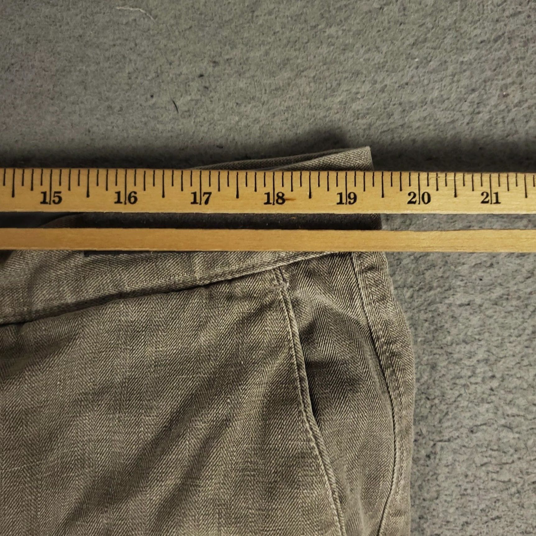 Tommy Bahama VINTAGE Tommy Bahama Shorts Mens 38 Casual Chino Beige Herringbone Summer Linen Look Size US 38 / EU 54 - 4 Thumbnail