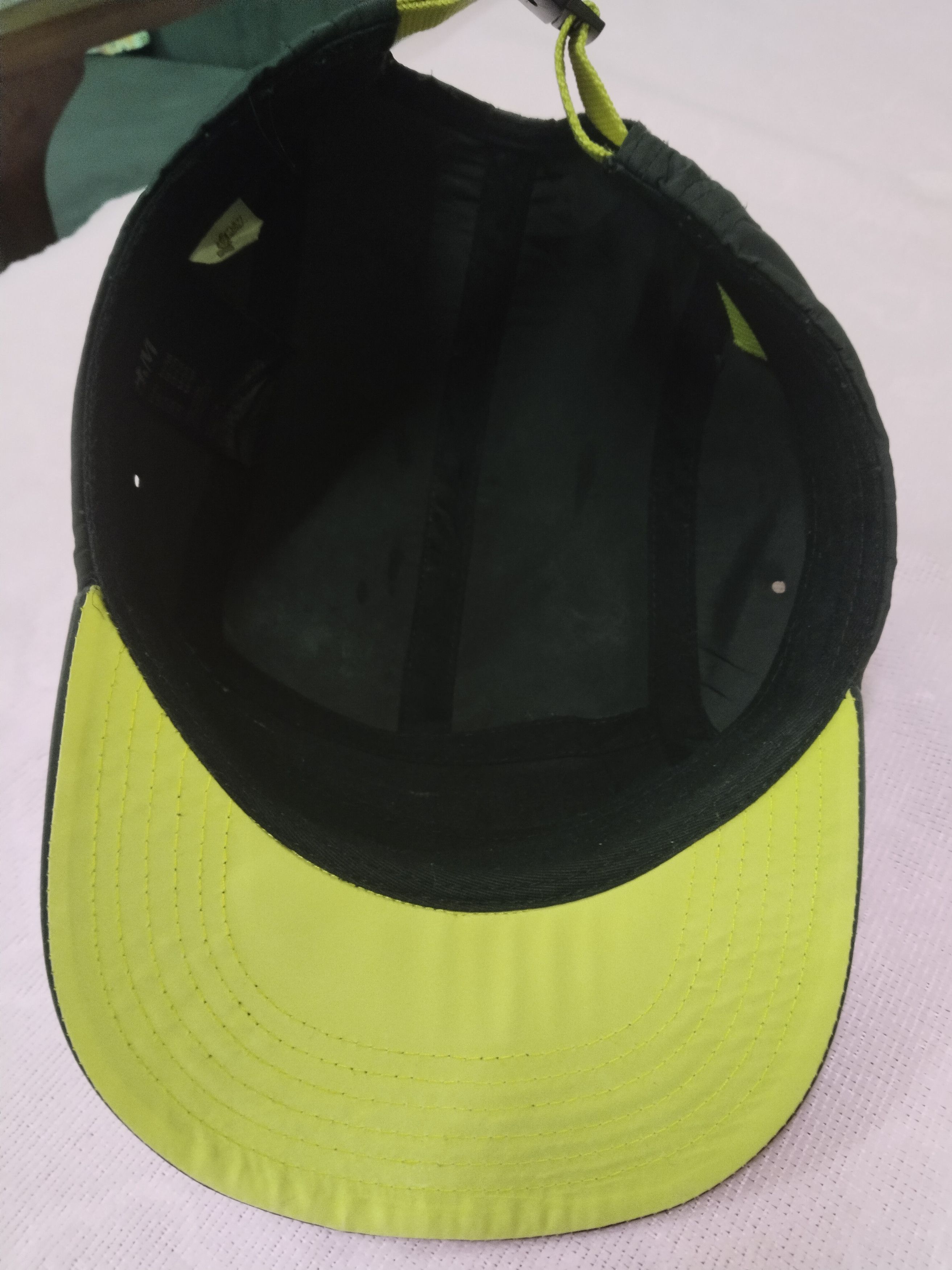 H&M × Pokemon RARE 5 PANEL POKEMON STREETWEAR RUNNING CAP Size ONE SIZE - 7 Thumbnail