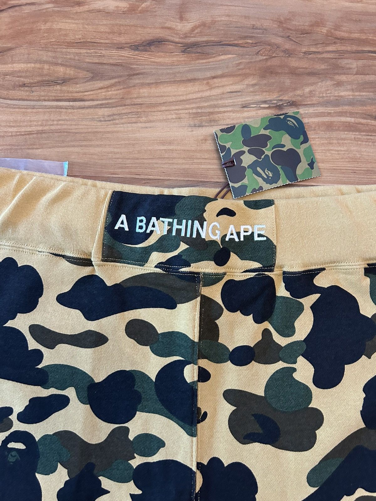 Bape NEW Bape Yellow Camo 1st Camo Sweat Shorts Size US 34 / EU 50 - 4 Thumbnail