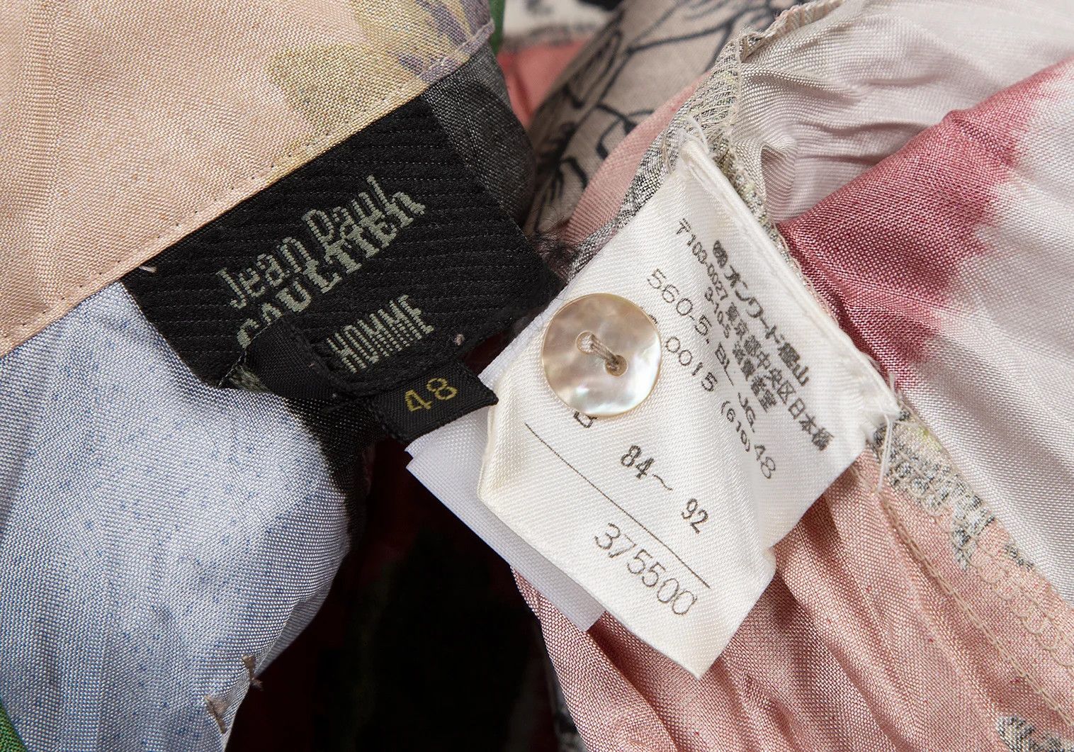 Jean Paul Gaultier Scarf Print Wrinkled Shirt in Black Green Red, Size 48 Size US M / EU 48-50 / 2 - 16 Thumbnail