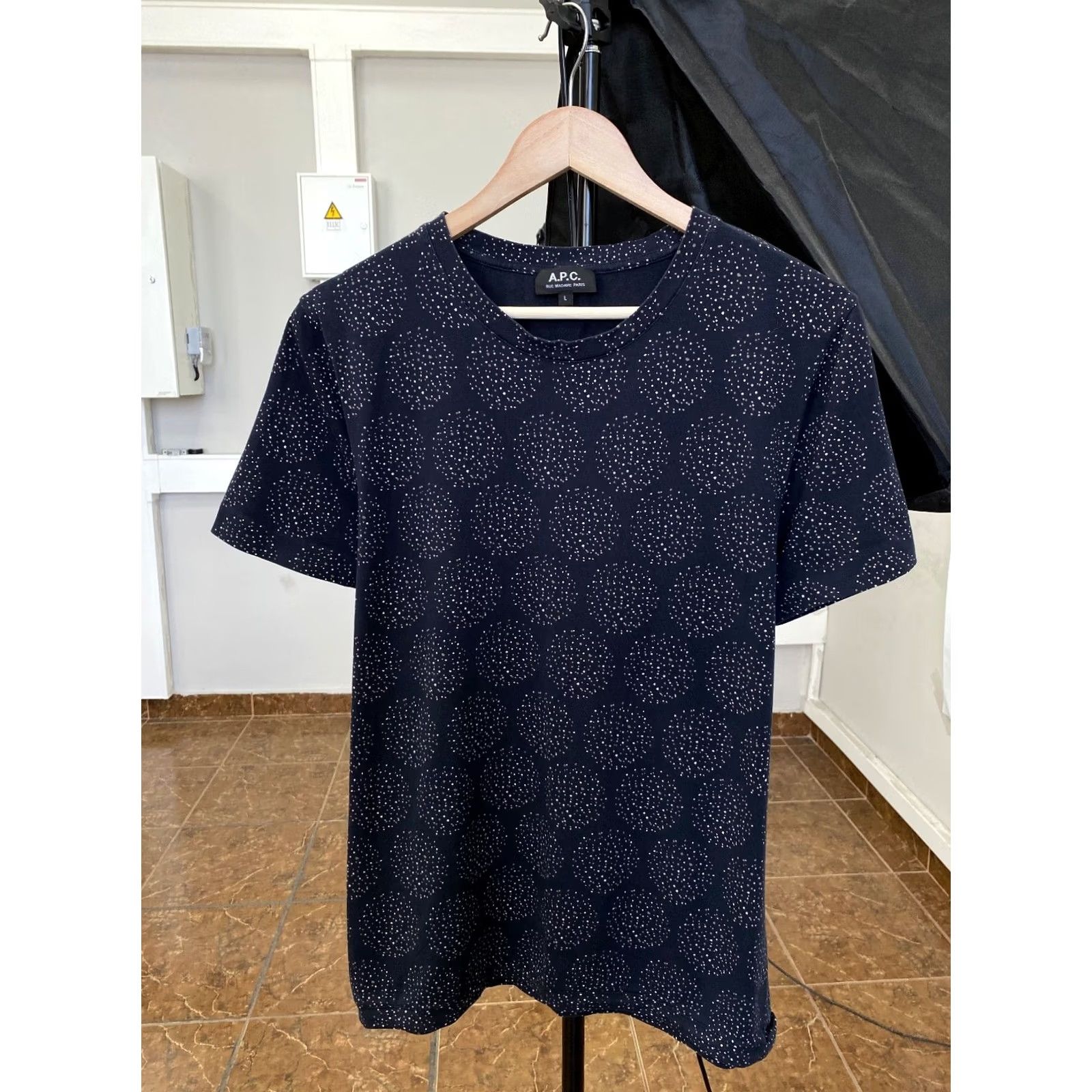 A.P.C. VINTAGE A. P. C. T-Shirt M/L Black Men Shirt Mens Size US L / EU 52-54 / 3 - 2 Thumbnail
