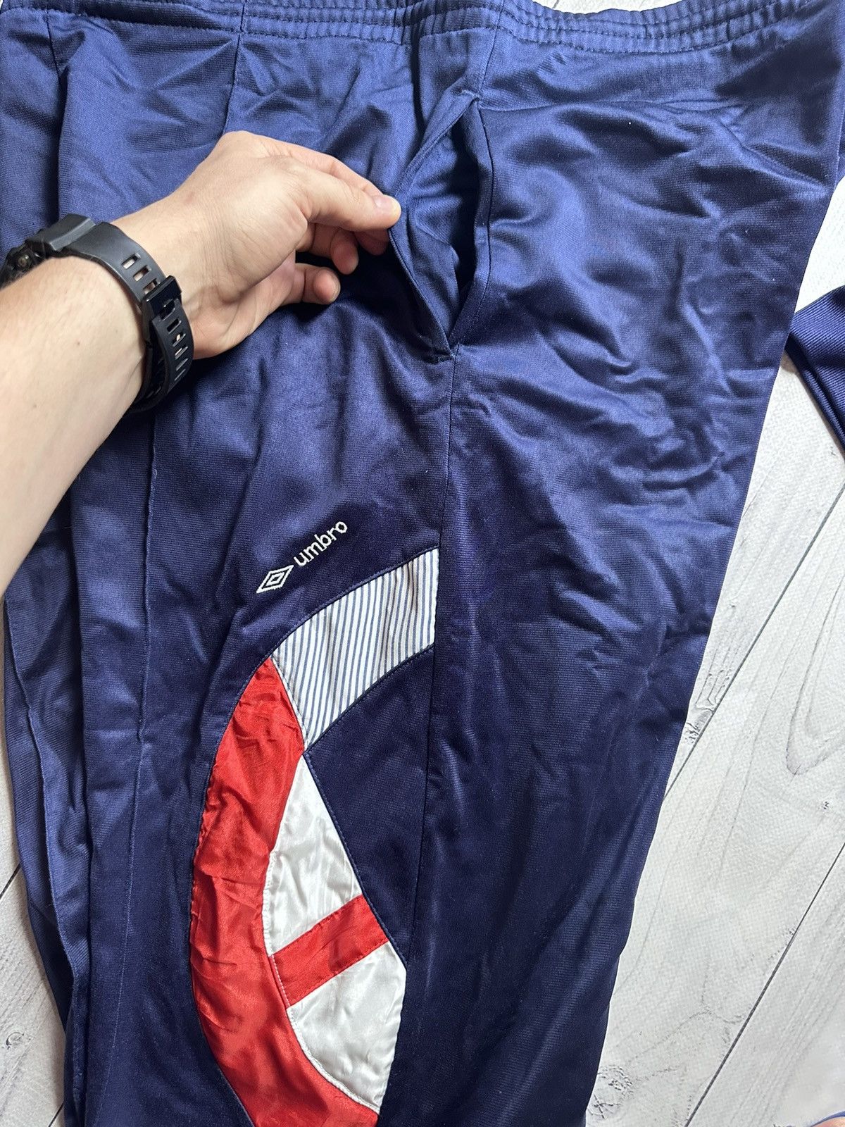 Umbro Vintage Umbro England tracksuit rare size XL Size US XL / EU 56 / 4 - 10 Thumbnail