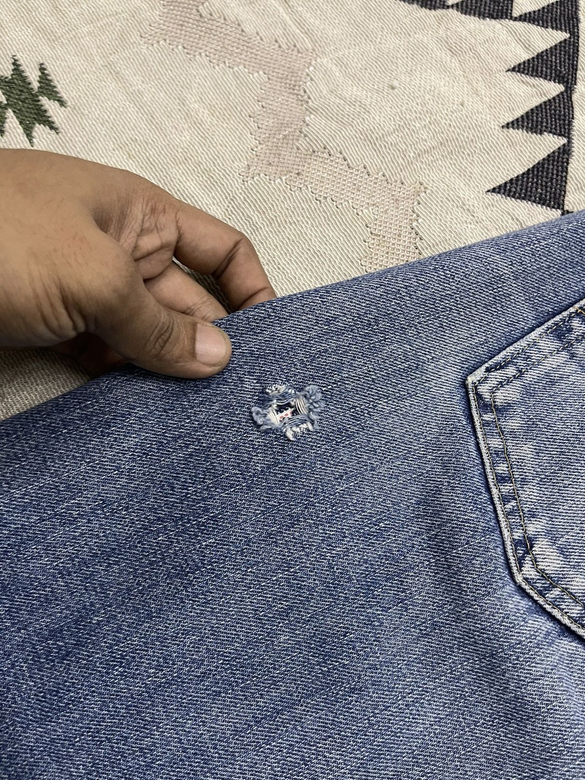 Levi's Vintage Clothing VINTAGE LEVIS 702 BIG E HOODED SELVEDGE DENIM JEANS Size US 32 / EU 48 - 17 Thumbnail