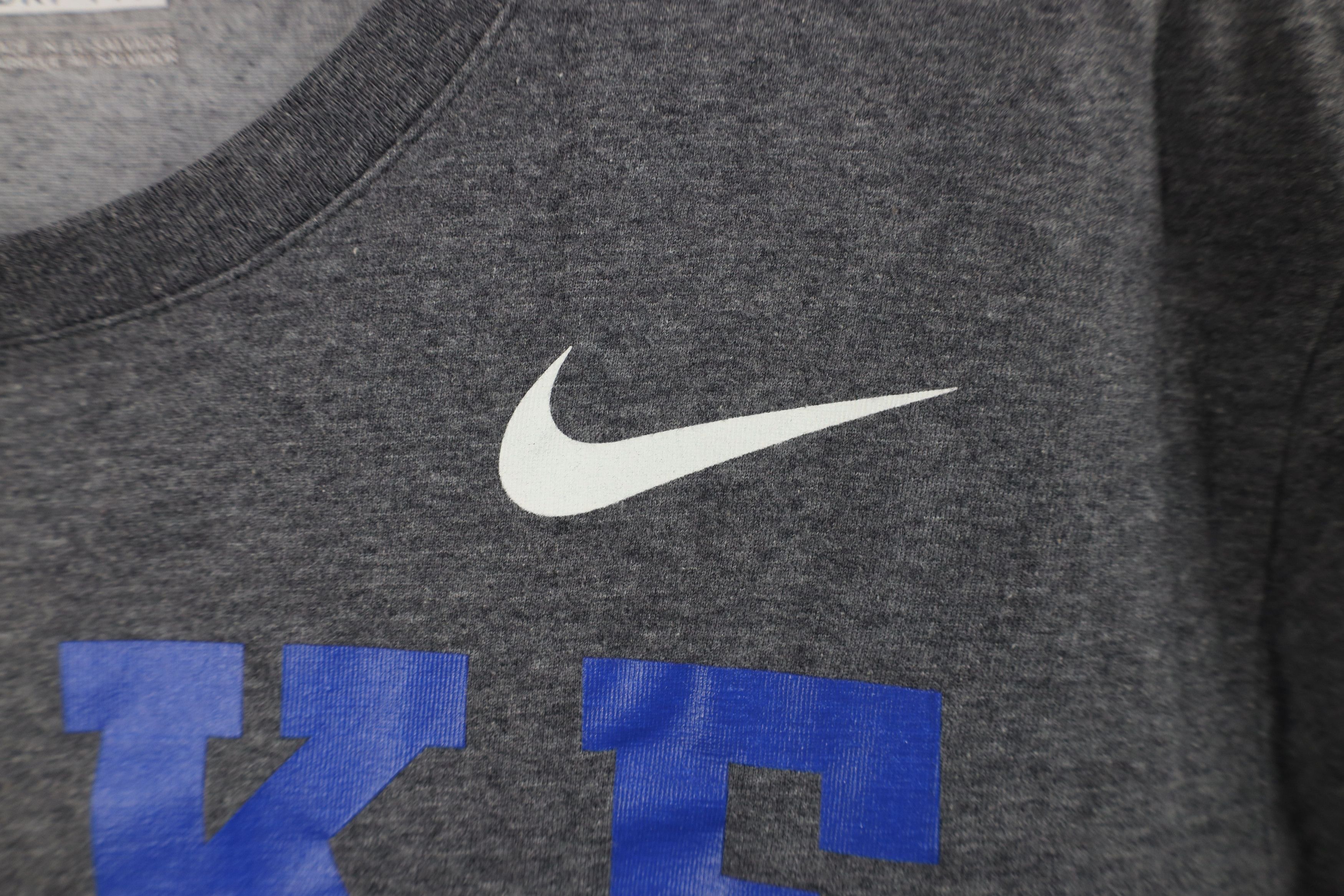 Nike Nike Cut Spell Out Duke University Blue Devils T-Shirt Gray Size US L / EU 52-54 / 3 - 4 Thumbnail