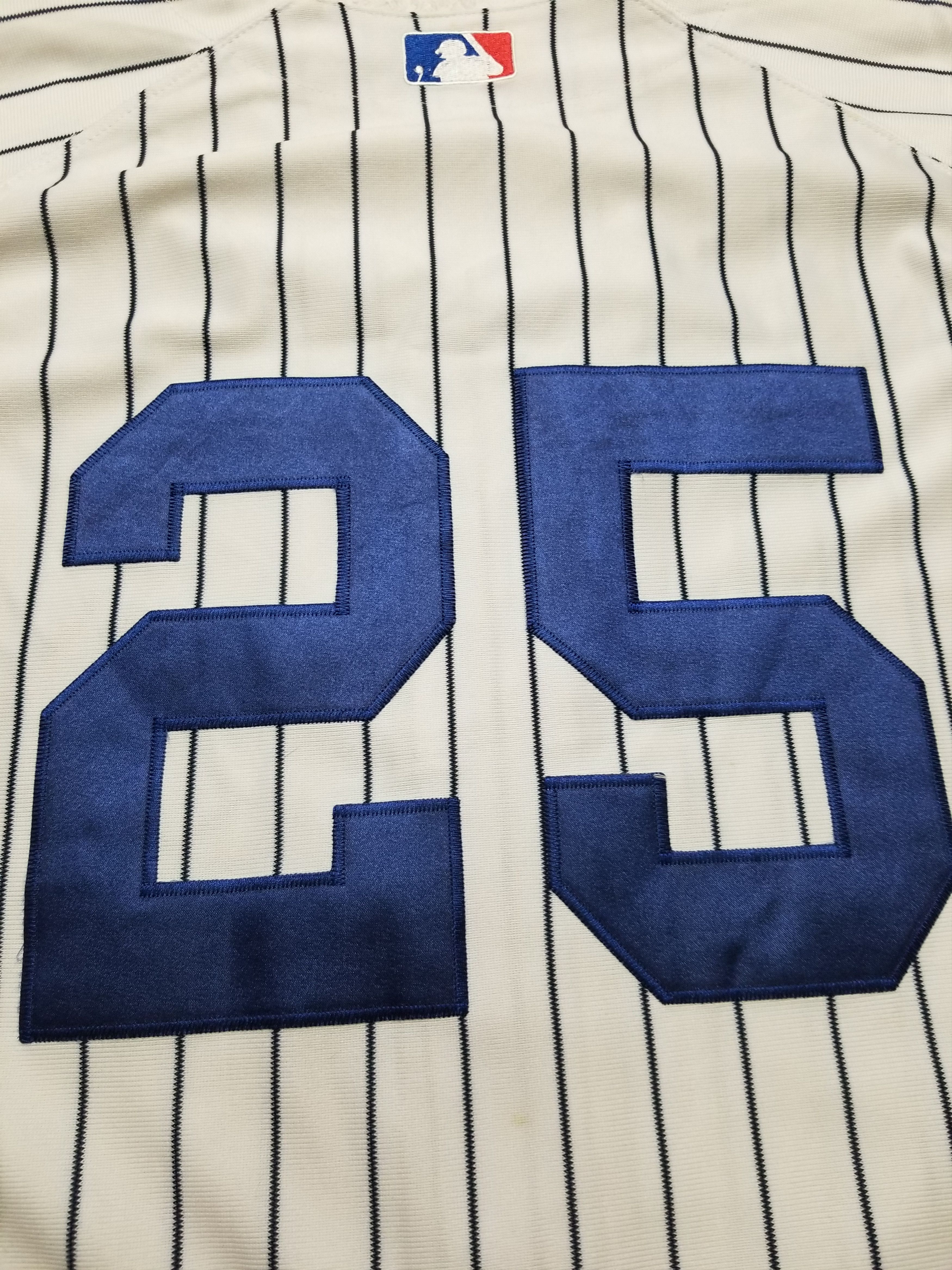 Majestic VTG Majestic New York Yankees #25 MLB Pinstripe Shirt Jersey Size US XL / EU 56 / 4 - 8 Thumbnail