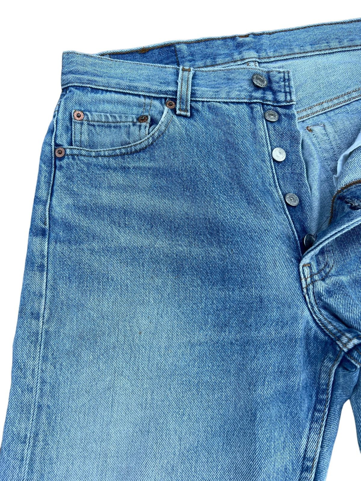 Levi's Vintage 80s Levi’s 501 Distressed Fade Blue Denim Jeans Size US 29 - 6 Thumbnail