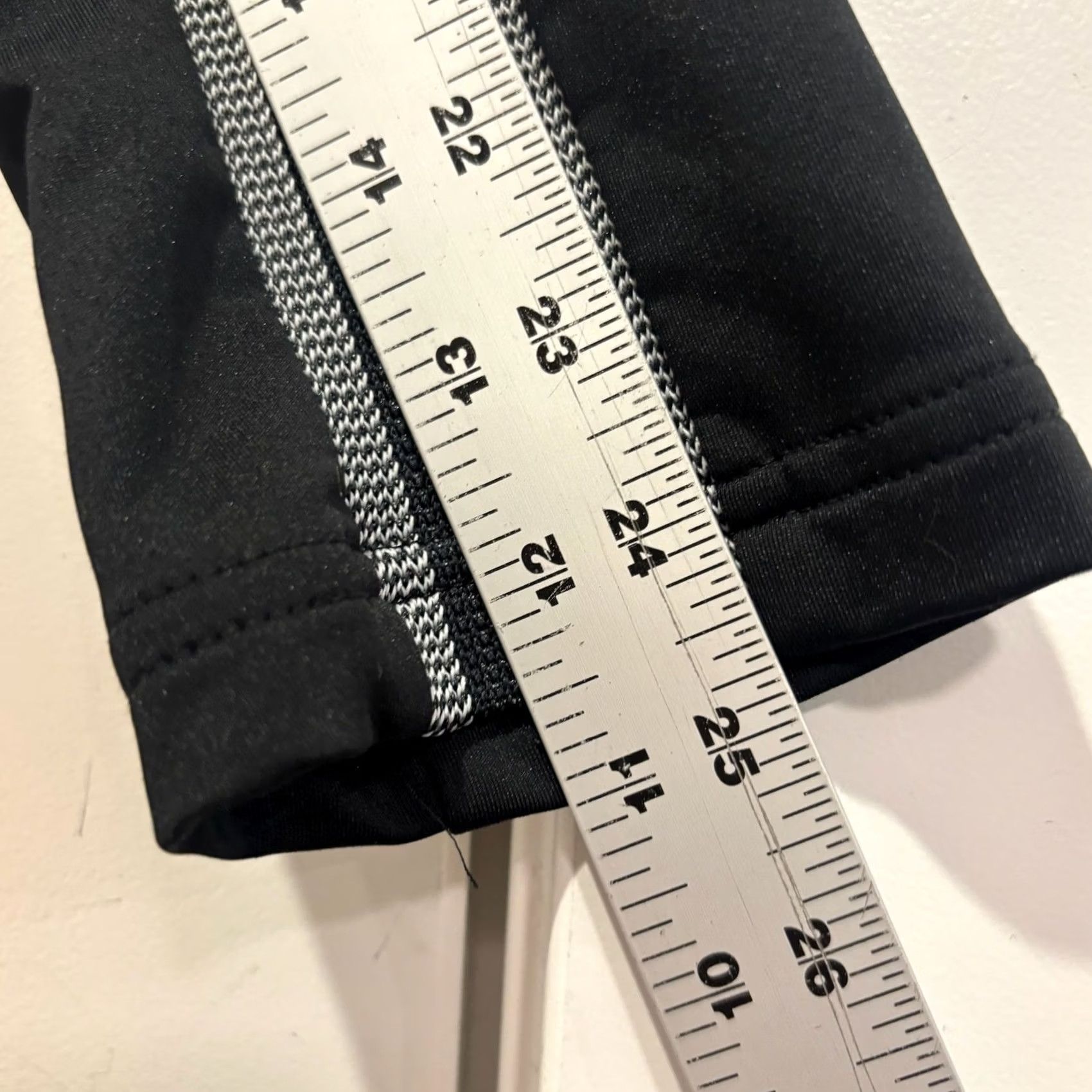 Adidas Adidas Juventus FC Soccer Track Jacket Mens Medium Black Full Zip Training Coat Size US M / EU 48-50 / 2 - 6 Thumbnail